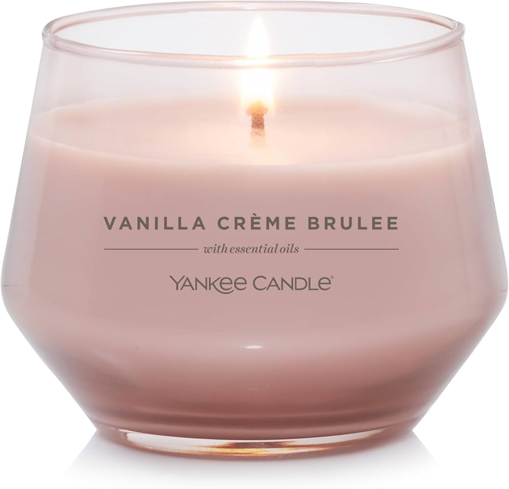 Yankee Candle Studio Medium Candle, Vanilla Crème Brûlée, 10 oz: Long-Lasting, Essential-Oil S... | Amazon (US)