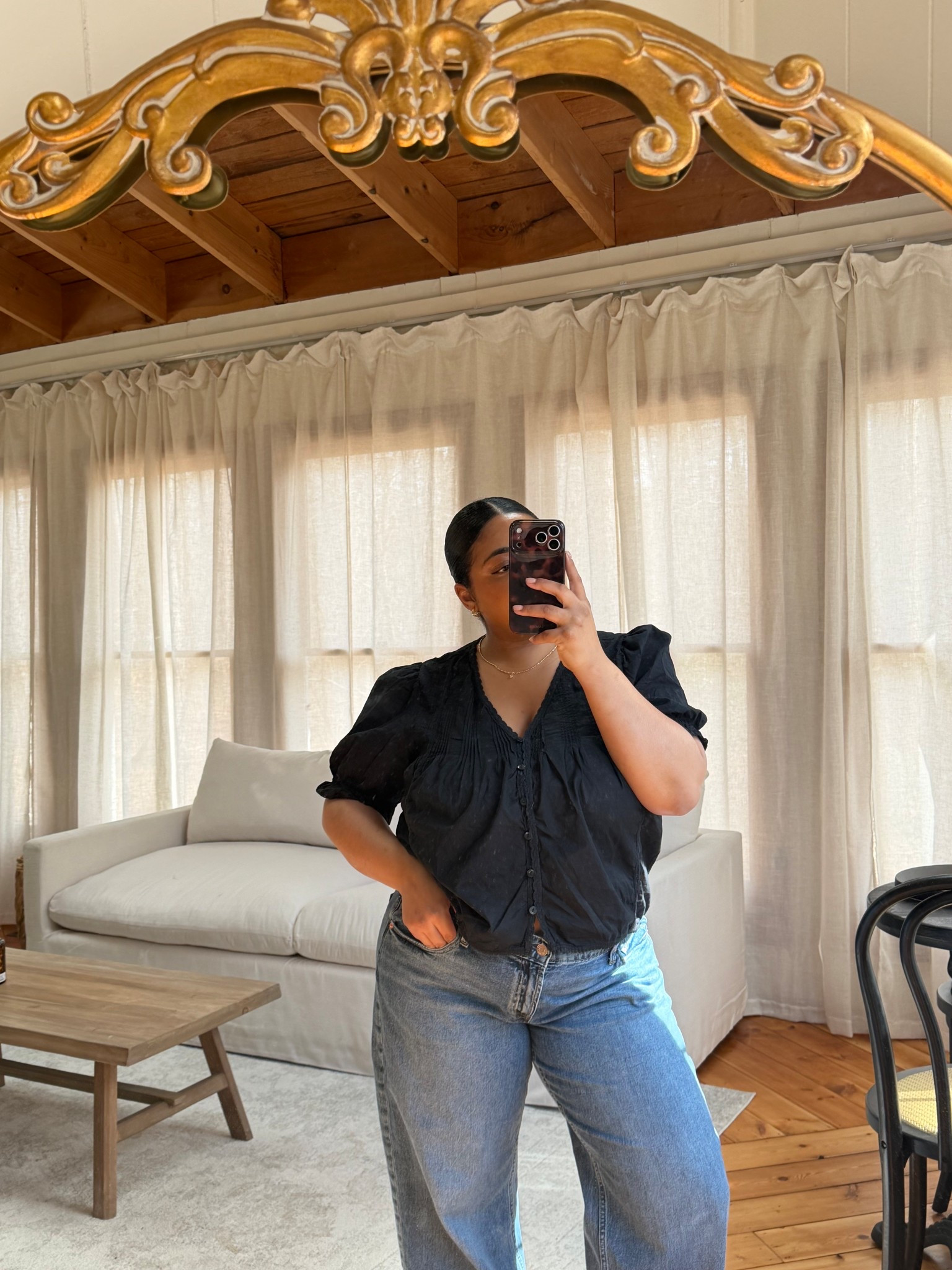 My new fav blouse from @abercrombie plus the jeans that got me through my pregnancy from @gapstyle 

#LTKootd #LTKMidsize #LTKmomlife