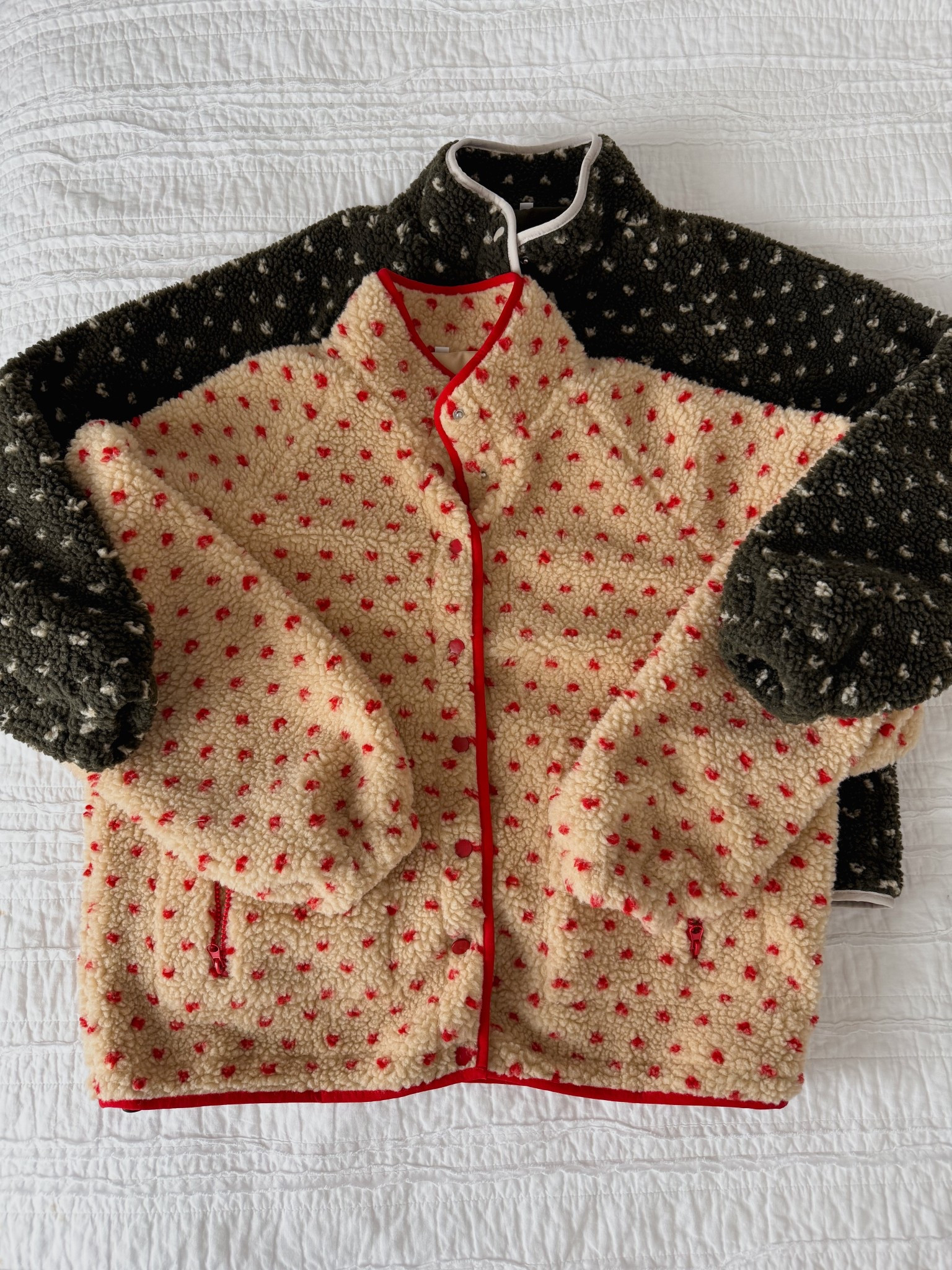 Super cute fleece jackets! 
I sized up one 


Amazon find 
Amazon fashion 
Trending style 

#LTKSaleAlert #LTKgrwm #LTKootd