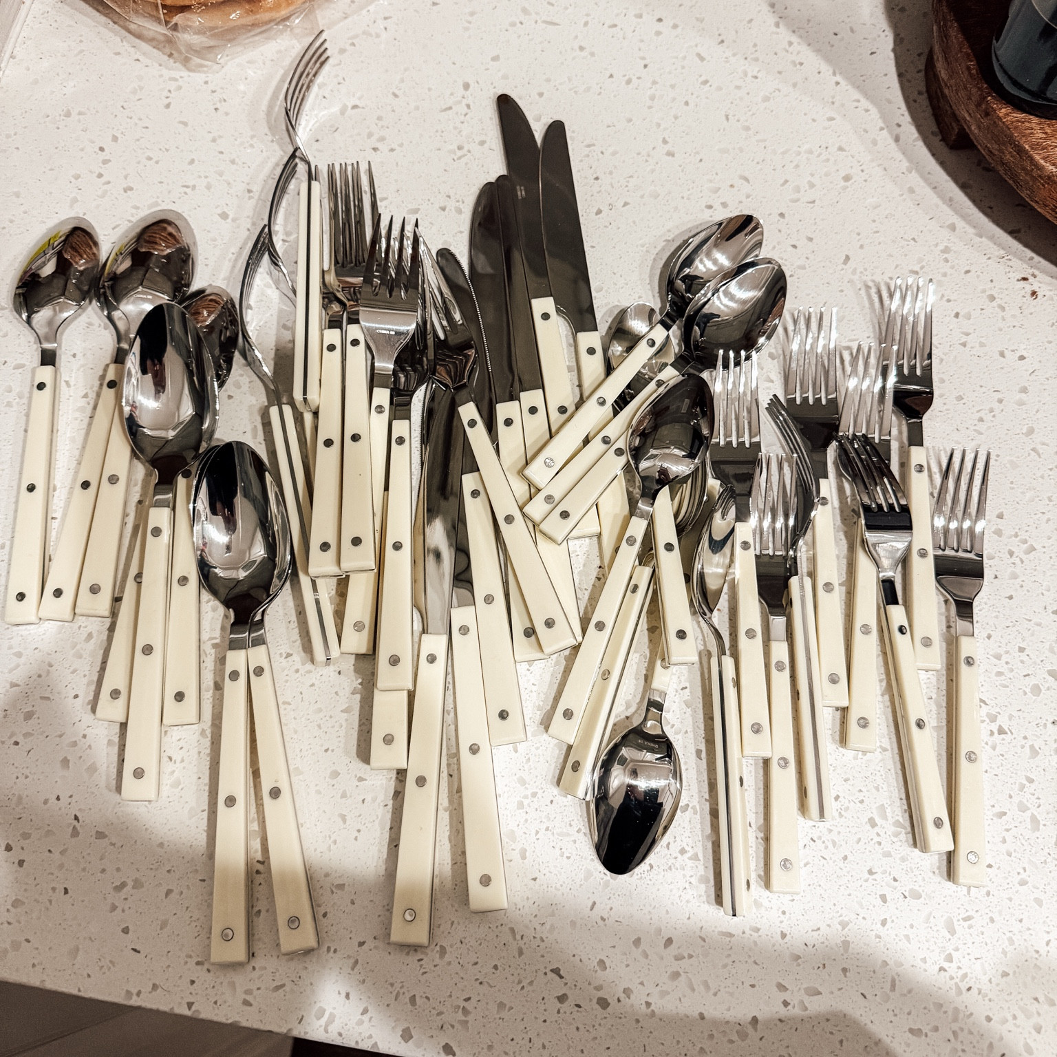 I can’t get over this new silverware. The perfect French dupe!

Parisian, but make it Target. 

#LTKFindsUnder50 #LTKHome #LTKParties