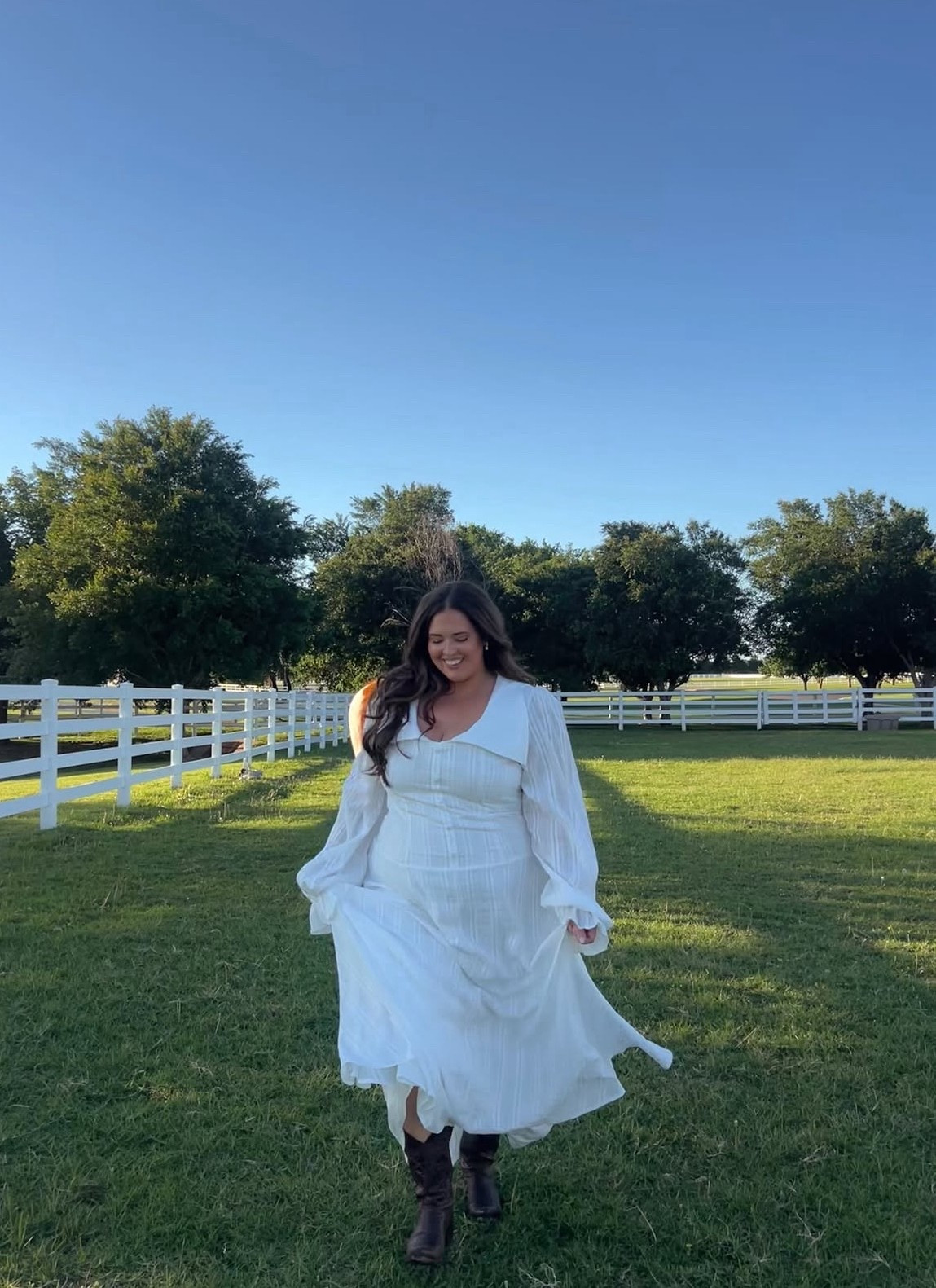 engagement shoot dress 🕊️

Engagement photoshoot, engagement dress, white dress, plus size dresss

#LTKPlusSize #LTKStyleTip #LTKWedding