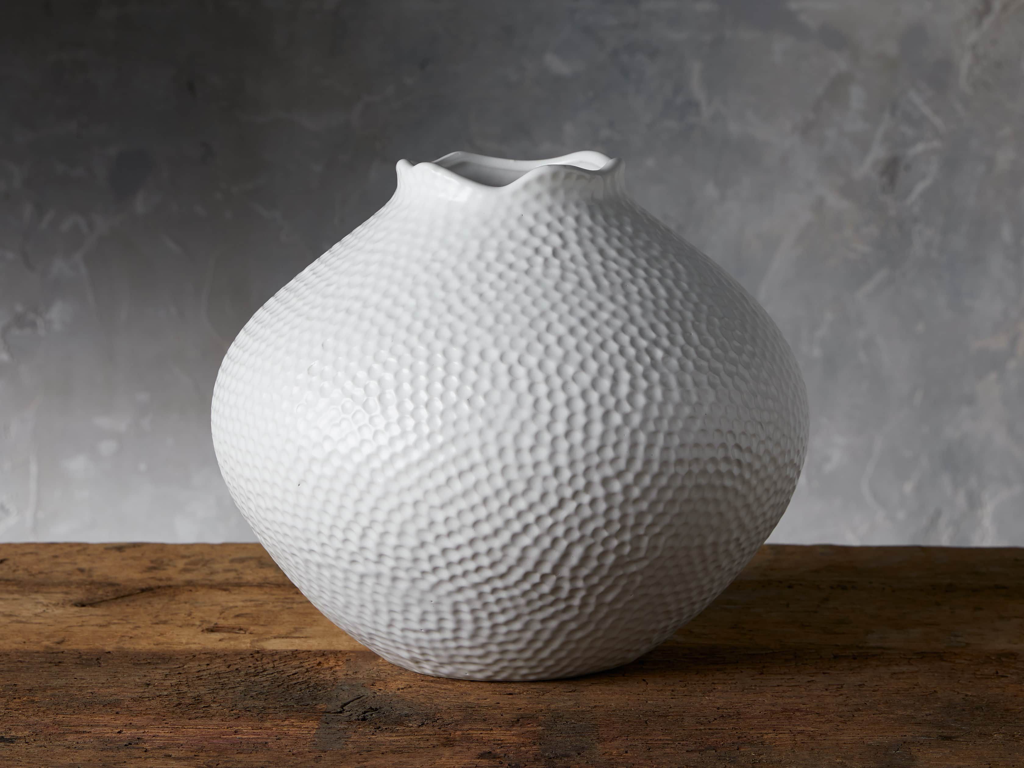 Eva Round Vase in White | Arhaus