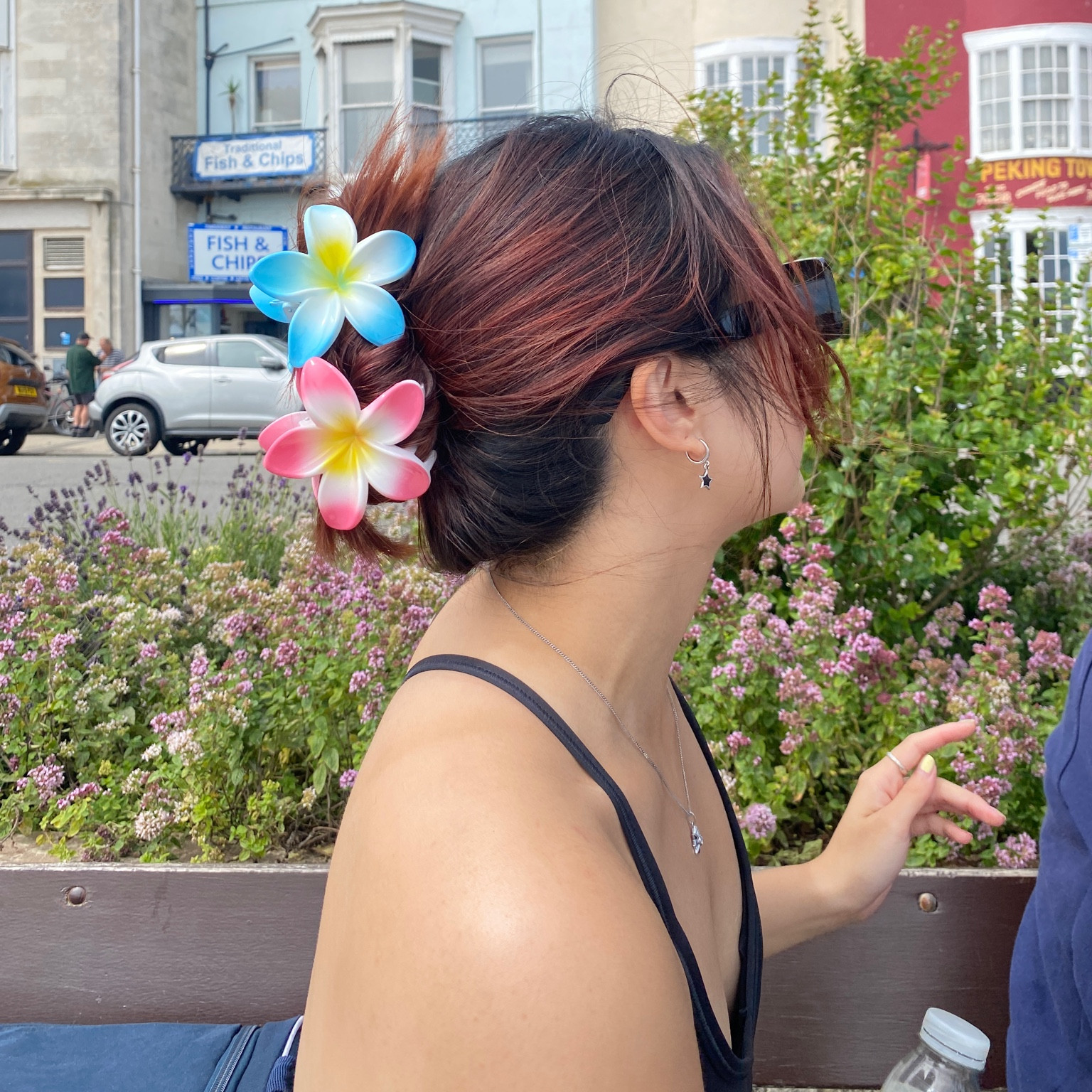 summer hairstyle with flower hair clips

#LTKSeasonal #LTKeurope #LTKFind