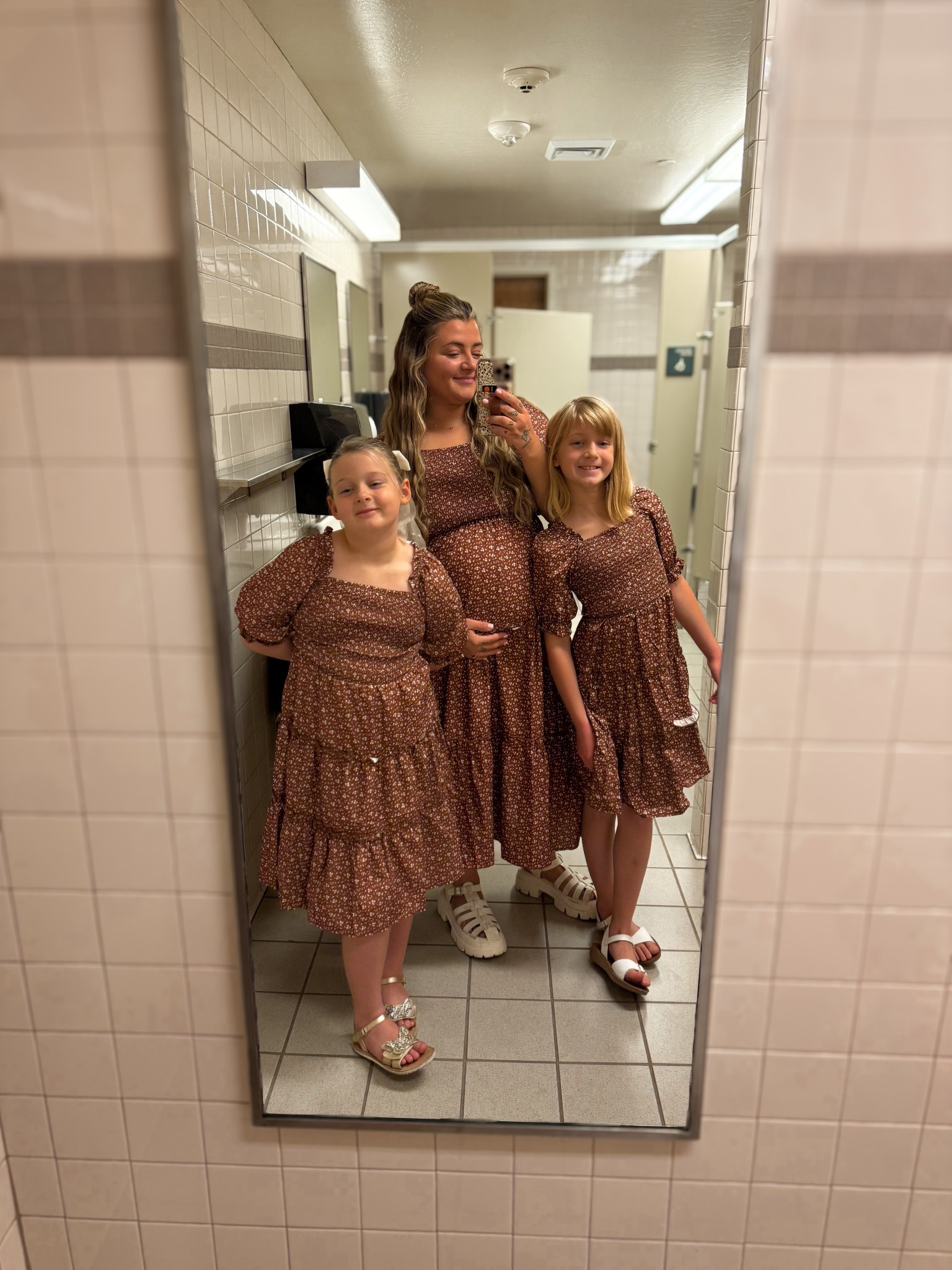 Mommy & me dresses! 🫶🏼🤎 From Amazon and really well priced!! I’m wearing a XL- my true size  

#LTKStyleTip #LTKFindsUnder50 #LTKMidsize