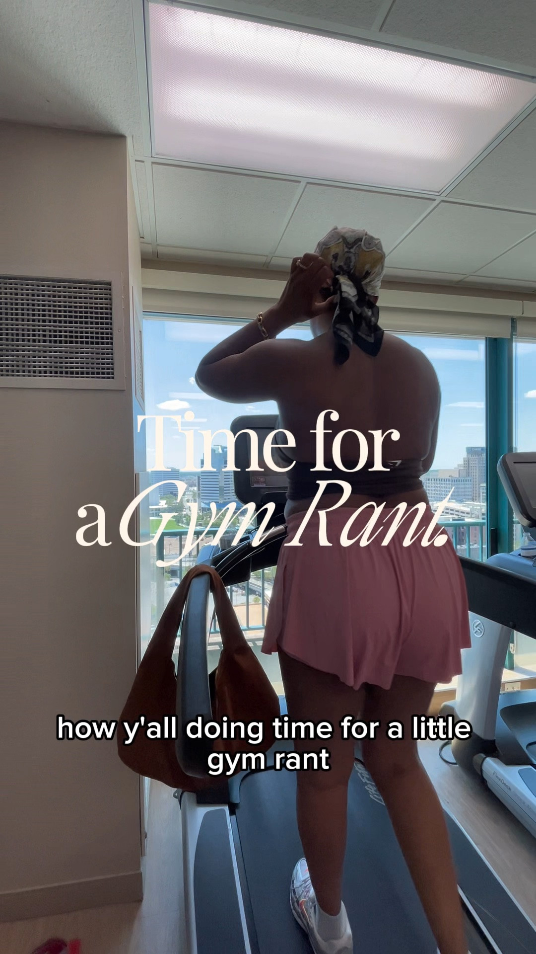 Are gym wigs a thing?? Please send help!

#gym #gymtok #blackgirlhair #wigstyling

#LTKvlog #LTKMidsize #LTKTall