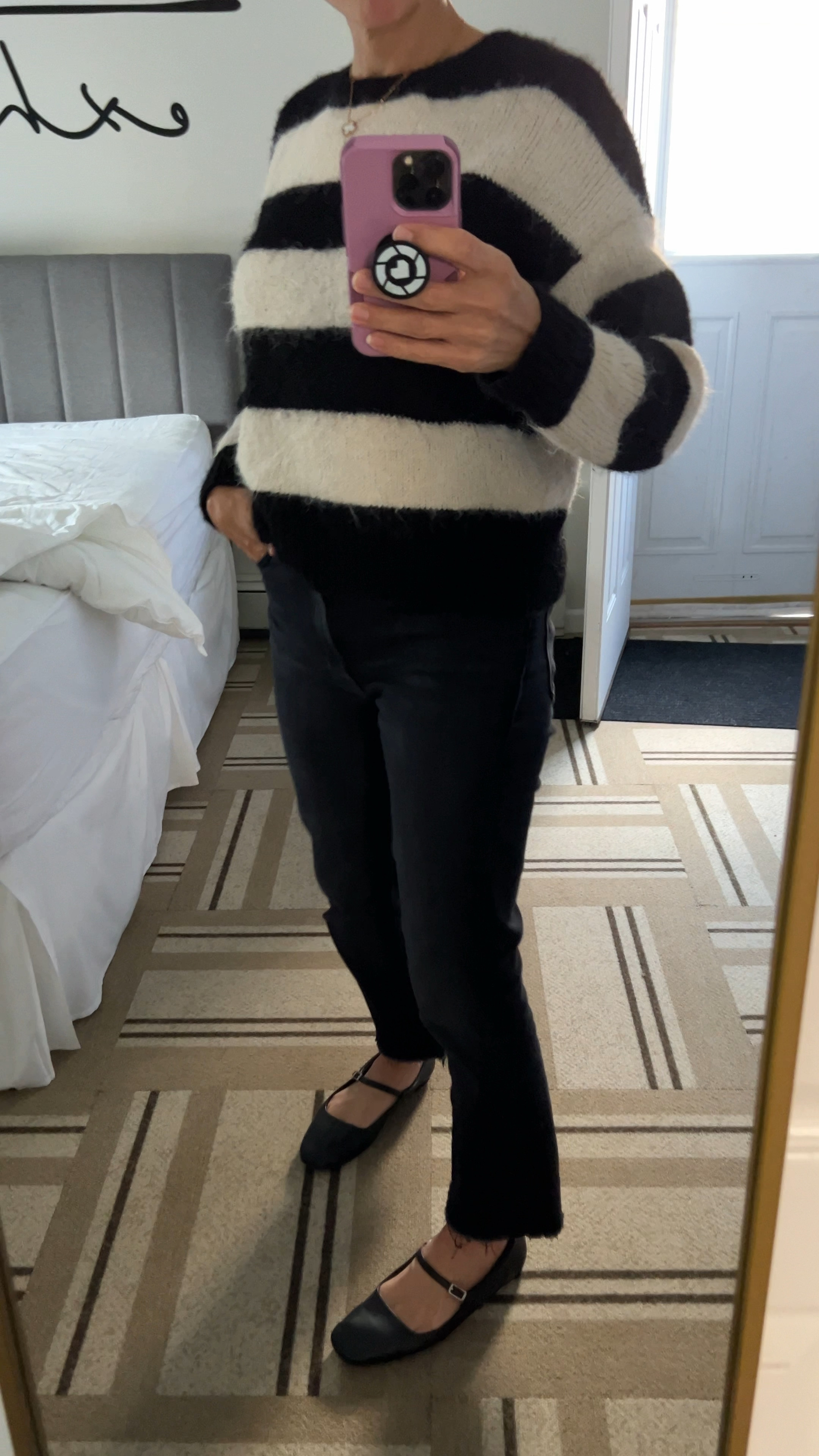 OOTD fall outfit black and white sweater, black mother jeans size 26 with black ballet flats and gold jewelry

#LTKStyleTip #LTKVideo #LTKOver40