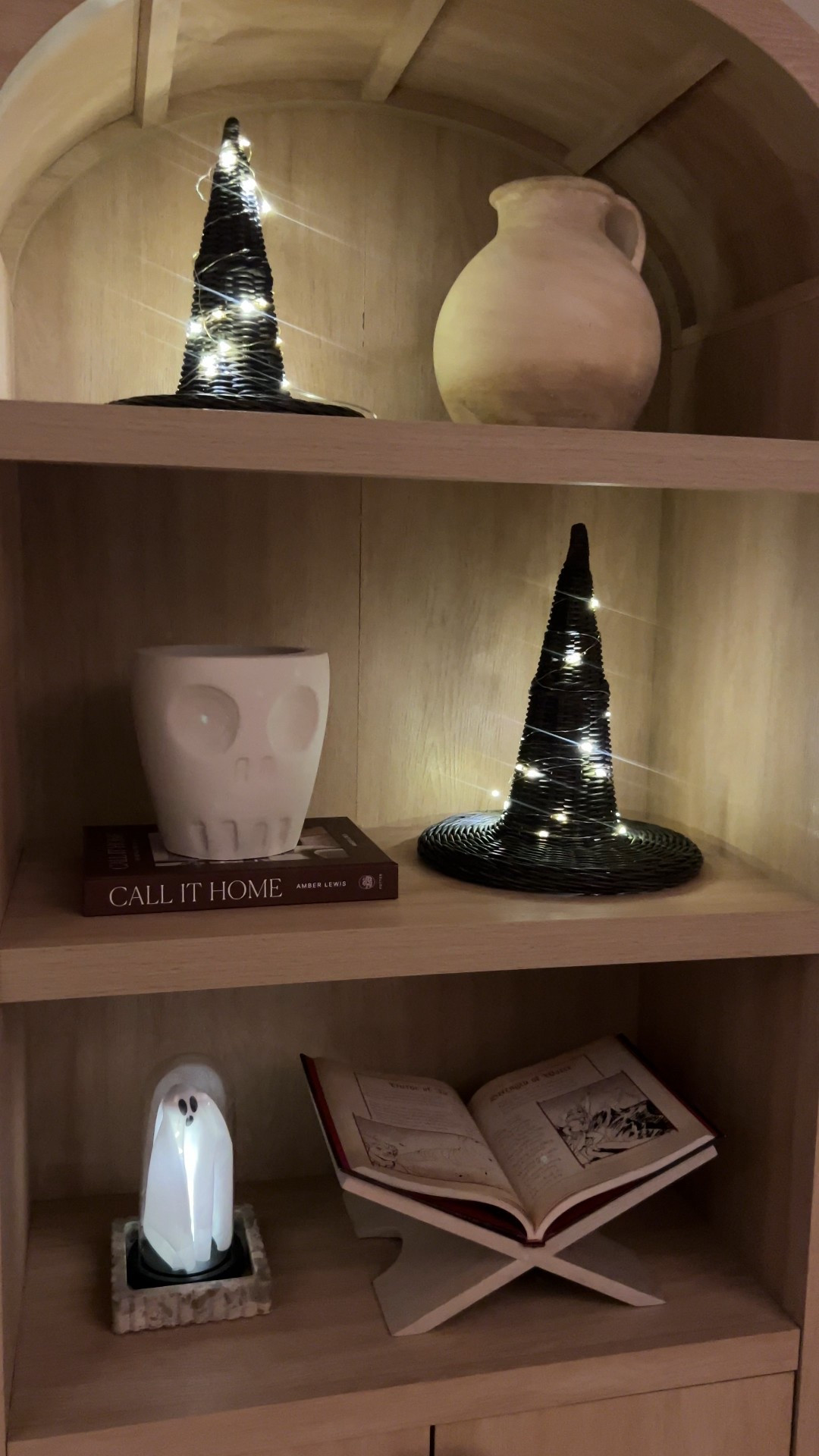 That cozy evening glow 


#LTKStyleTip #LTKHome #LTKHalloween