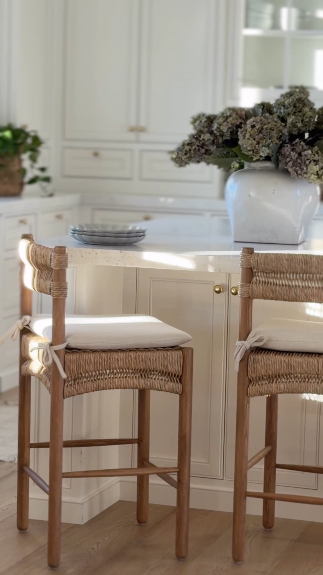 So excited!  These new counter stools from @hatihome are even better in person!  The beautiful white oak frame mixed with natural seagrass is absolutely stunning!  The quality is apparent in every detail!  And I love that you can get the seat cushion to go with them that has a removable performance fabric cover!  

#ad #hatihome

#LTKmomlife #LTKHome