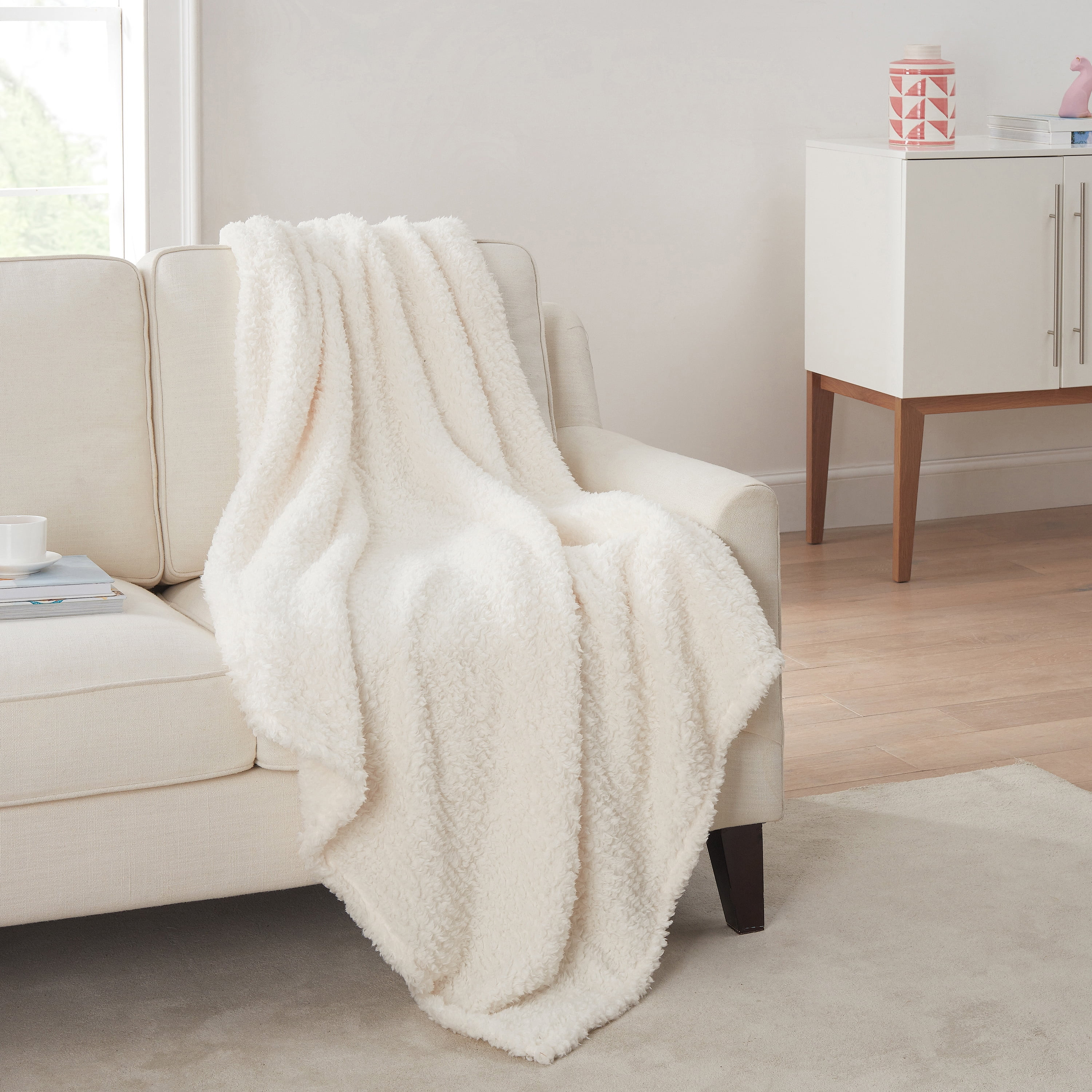 Mainstays Sherpa Throw Blanket, 50" X 60", Cream | Walmart (US)