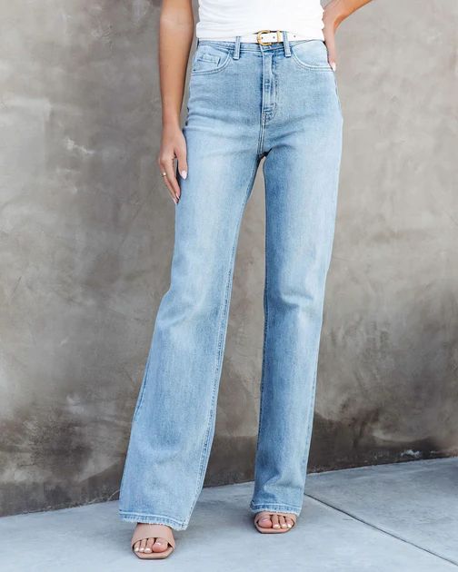 Cassandra High Rise Vintage 90's Jeans | VICI Collection