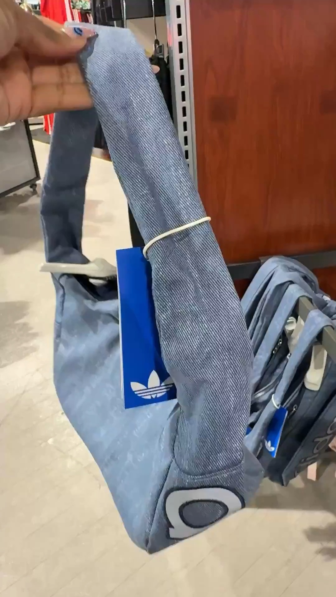 I ran into this and had to grab it 💙✨

The denim look makes it feel way more elevated than a regular bag, but it still gives that sporty vibe

So cute with sets + sneakers.

#ltkactive #amazonfinds #sportystyle #everydaybag #casualoutfit #denimstyle #streetstyle #ootdideas #trendystyle #outfitdetails


#LTKSeasonal #LTKvlog