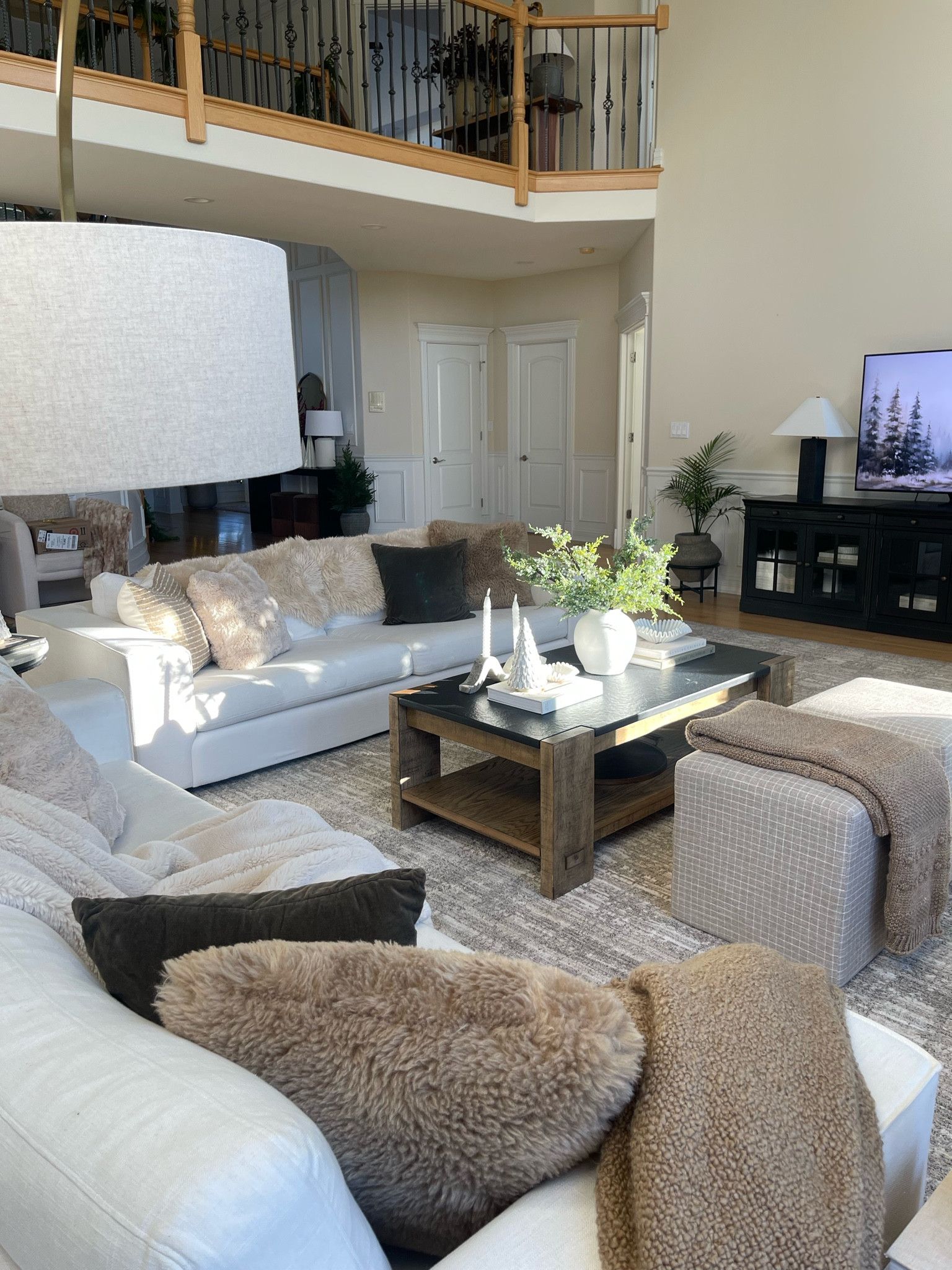 Great Room views & sale alert! 

Great Room, coffee table, sofa, throw pillow, vase, Holiday decor, gift guide, Christmas decor, Pottery Barn, Studio McGee, Amazon, home, home decor, Wayfair, Wayfair finds, lamp, rug, Loloi rug, Cyber week, 

#LTKhome #LTKCyberWeek #LTKsalealert