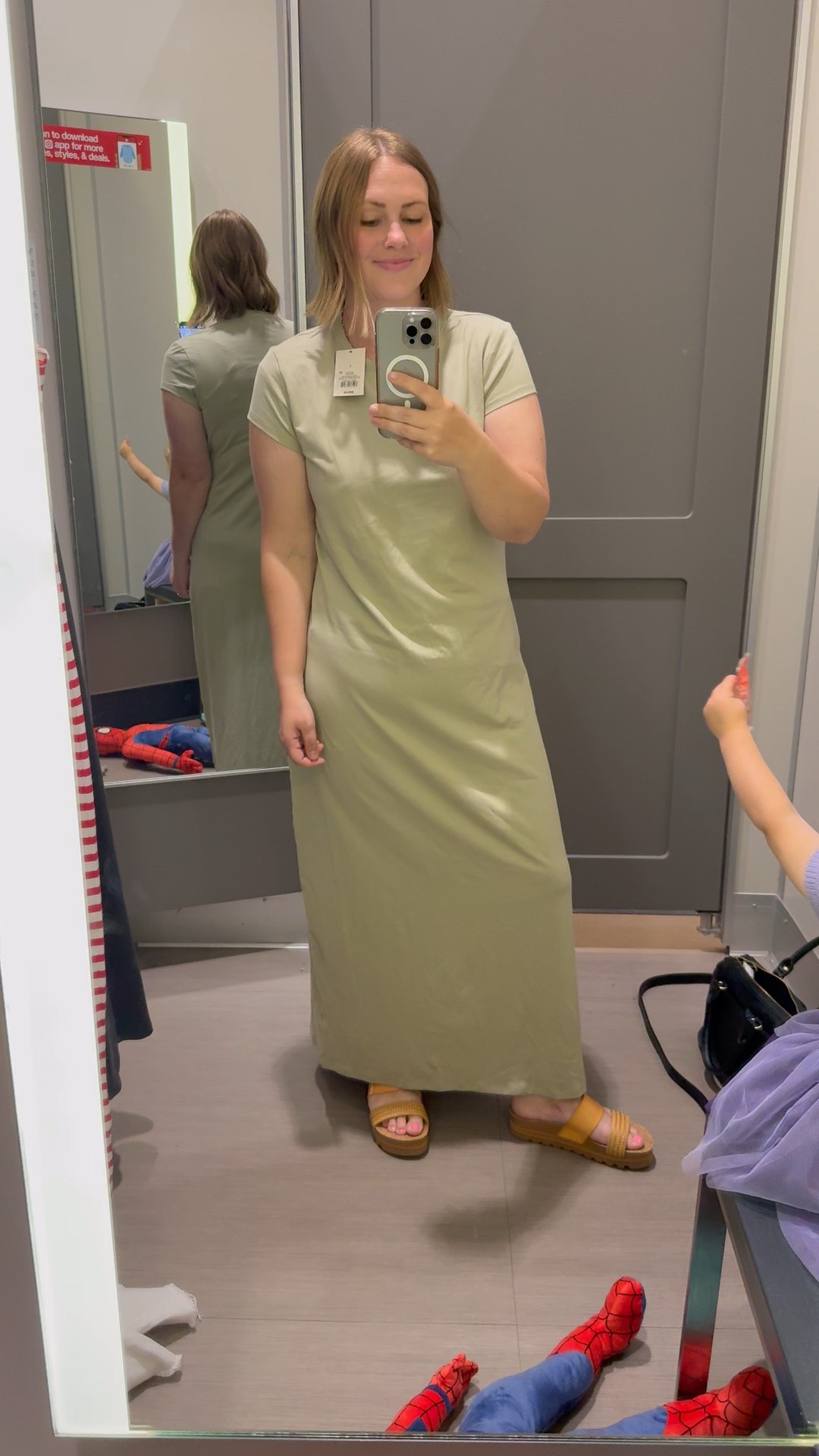 Obsessed with this maxi t-shirt dress from Target! And it’s on sale for only $12 right now! I’m wearing a size large. 


Affordable fashion, women’s fashion, summer, mom ootd, casual dress 

#LTKSaleAlert #LTKFindsUnder50