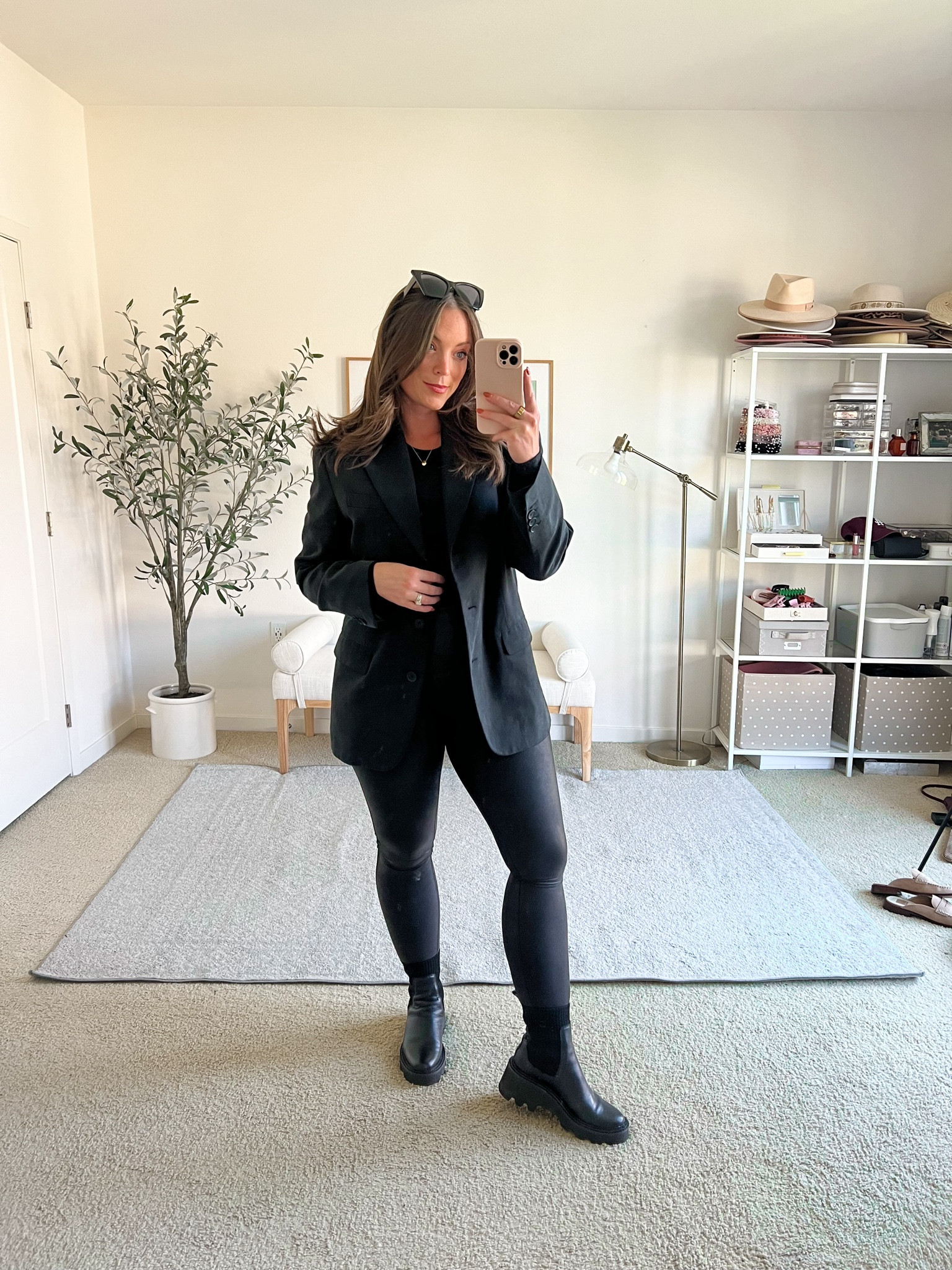 All black blazer Fall outfit 🍂

Spanx leather leggings medium
Longslv tee medium
Blazer runs true to size! 



#LTKMidsize #LTKSeasonal