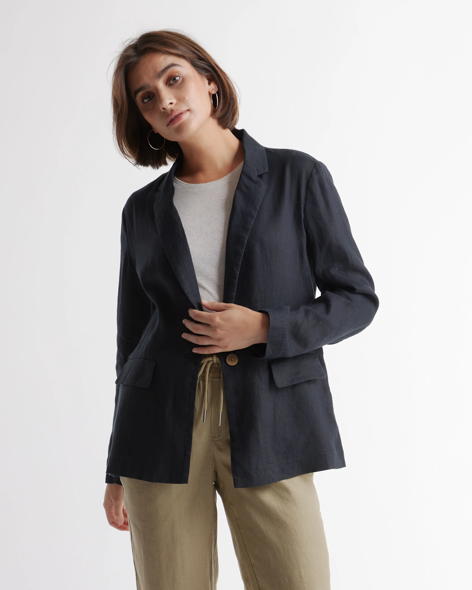100% European Linen Blazer in Black | Quince