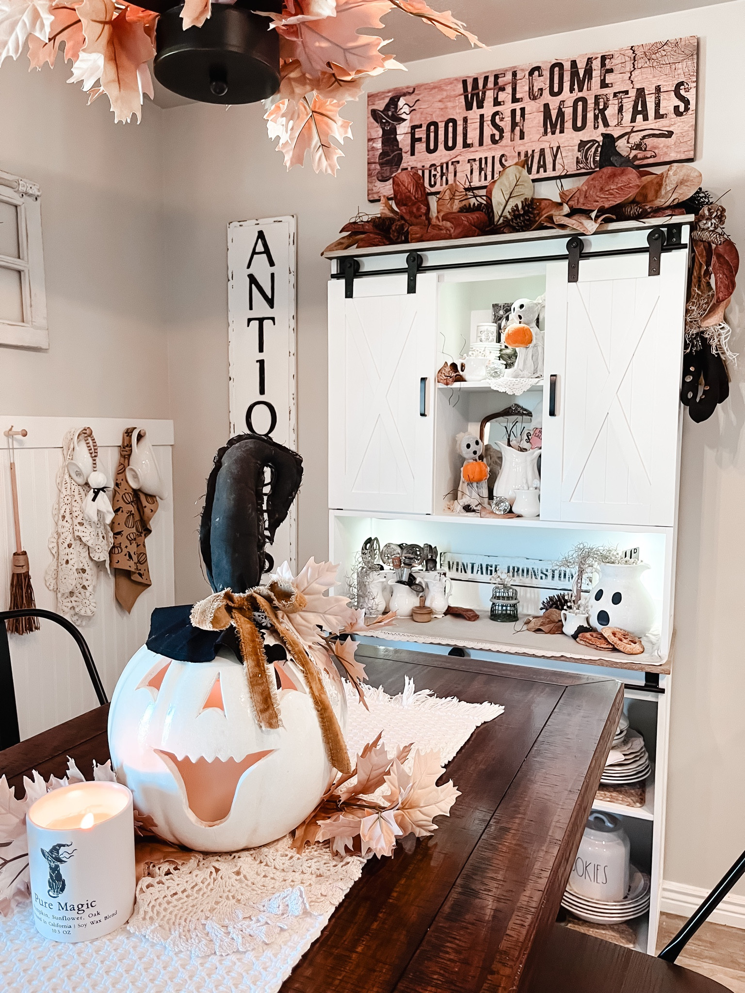 It's time!! Spooky season 🐈‍⬛🍂🧙🏻

Code Davenport20 on all signs from Olive branch farmhouse 

#LTKHalloween #LTKHoliday #LTKhome