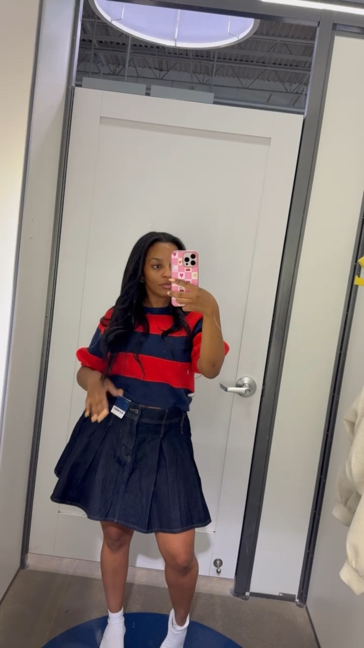 Old navy try on haul! Y’all know i love a rugby styled shirt! Paired with this denim skirt, this is SO CUTE and so ME! 