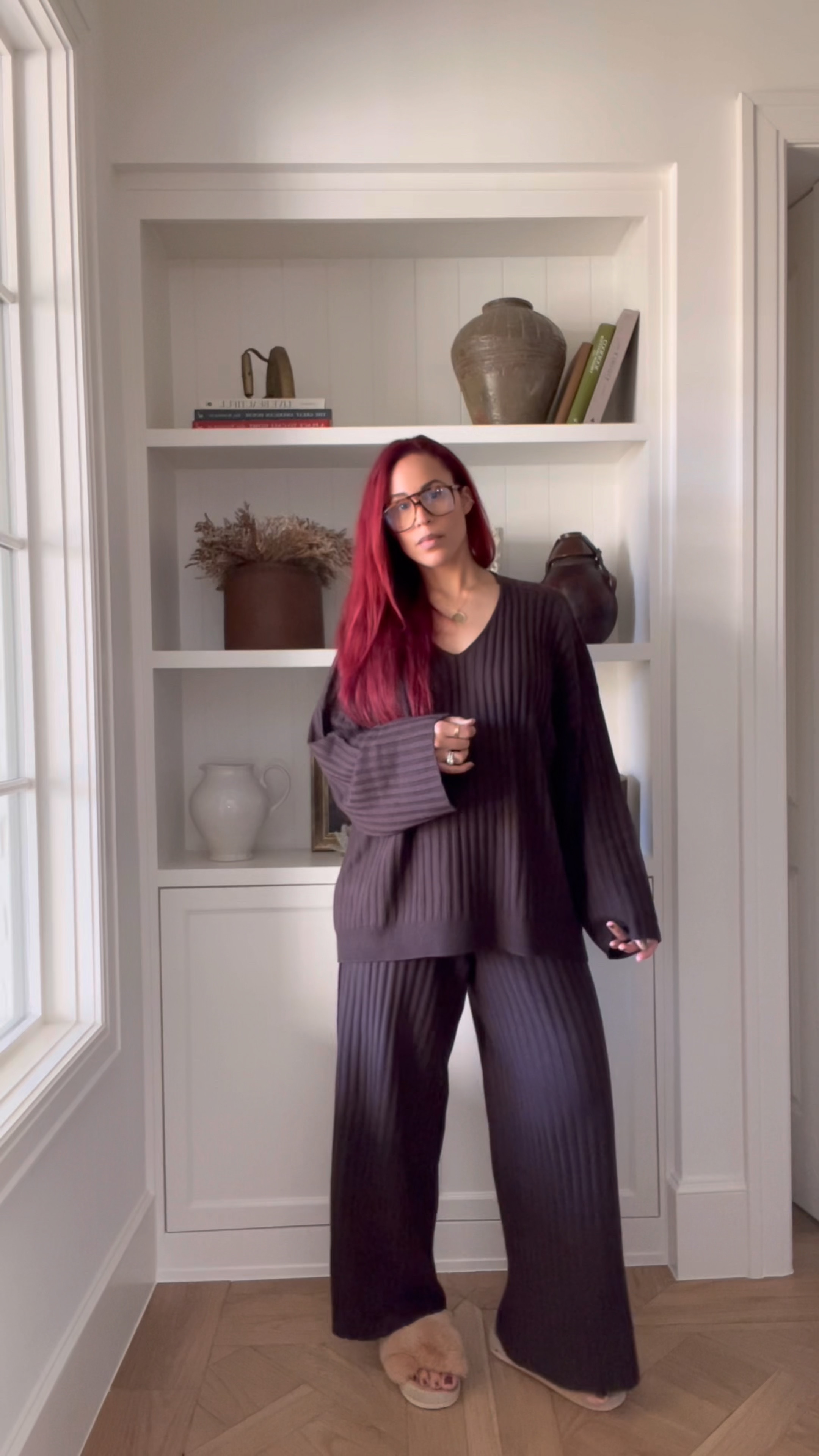 Cozy sets (on sale) and $16 slippers are the momiform of choice for Holiday breaks. This set fits a bit oversized but I still sized up. It’s almost completely sold out in both colors, but worth snagging if you can find one in your size.

Cozy outfit
Mom lift
Casual style
Casual outfit
Momiform
Sweat set
Matching set



#LTKSaleAlert #LTKStyleTip