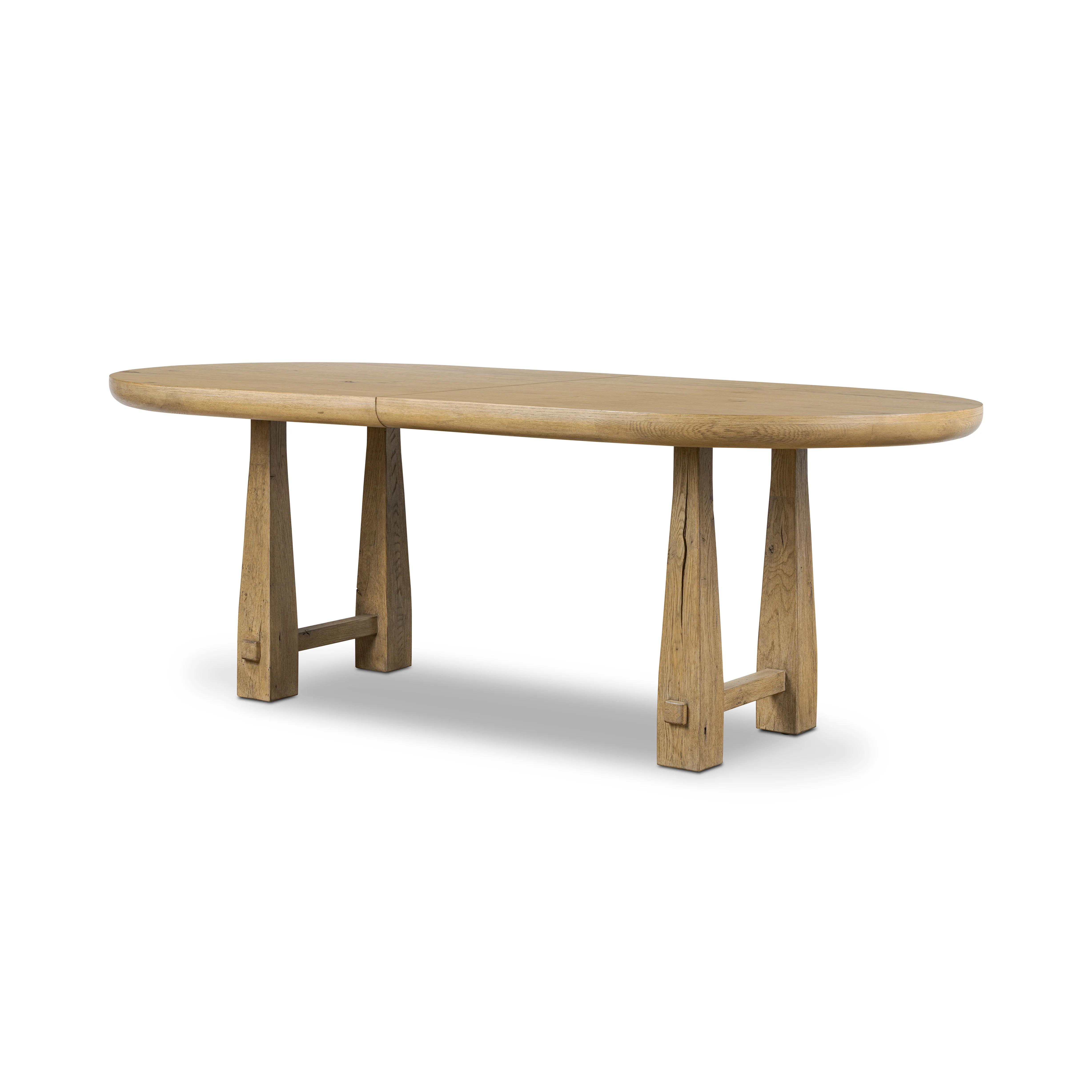 Griffin Oval Extension Dining Table | Magnolia