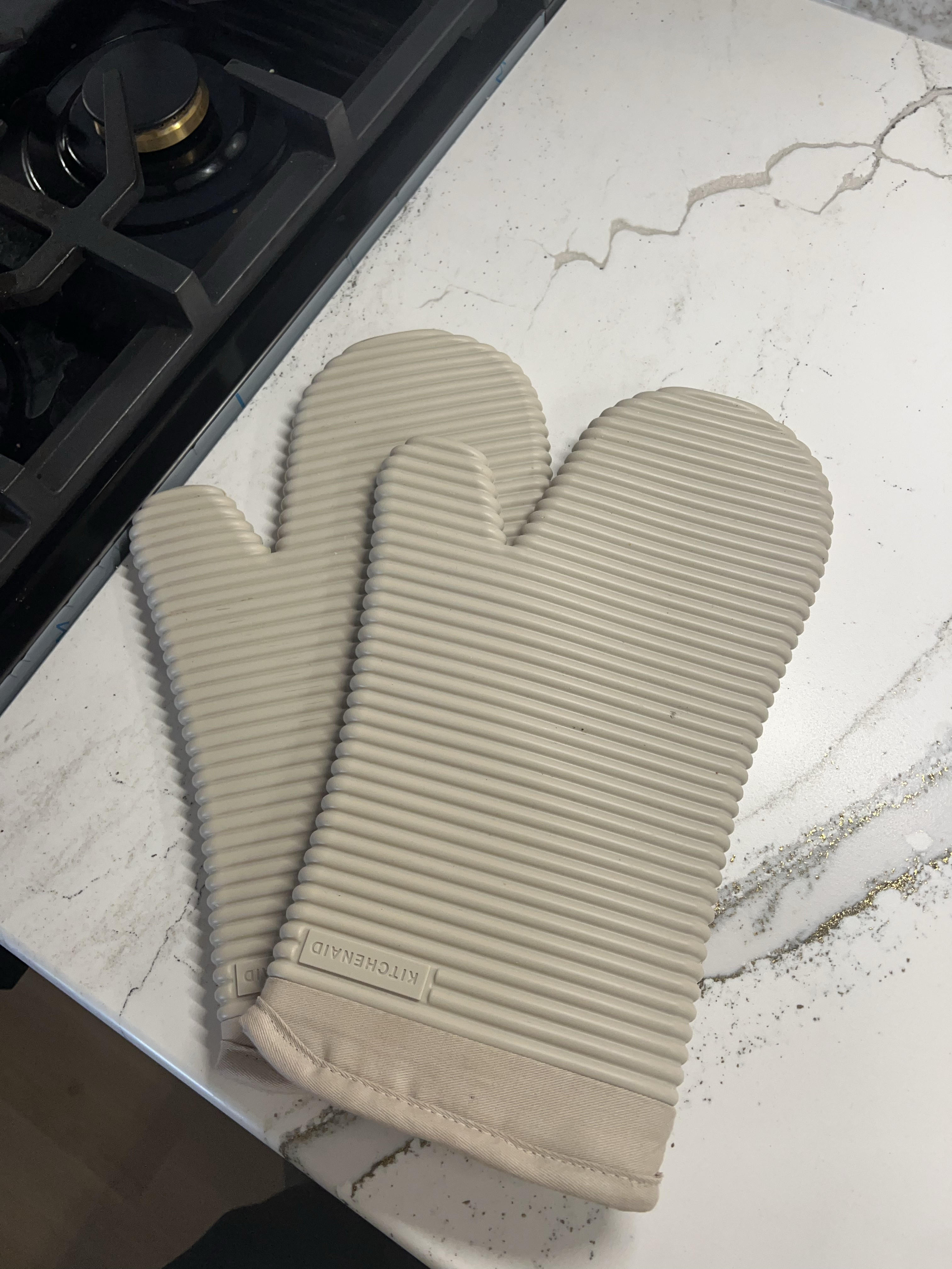 My favorite kitchen mitts! They are easily and quickly washable in the sink rather than the washing machine! 

#LTKFindsUnder50 #LTKHome