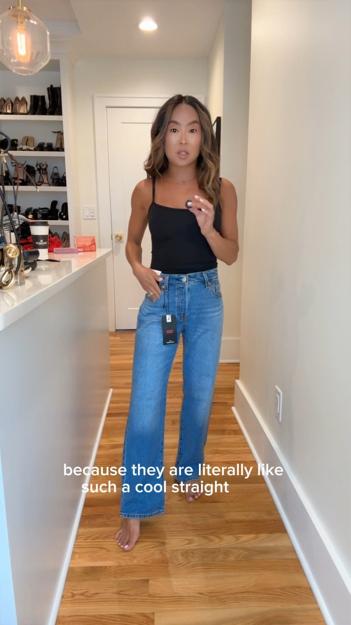 Levi’s is seriously one of my favorite brands if you’re petite or short!!! Love these staple items for now and all year! Jeans are size 23x27, shorts are 23, and jacket is XS 💕@levi

#LTKPetite #LTKOver40