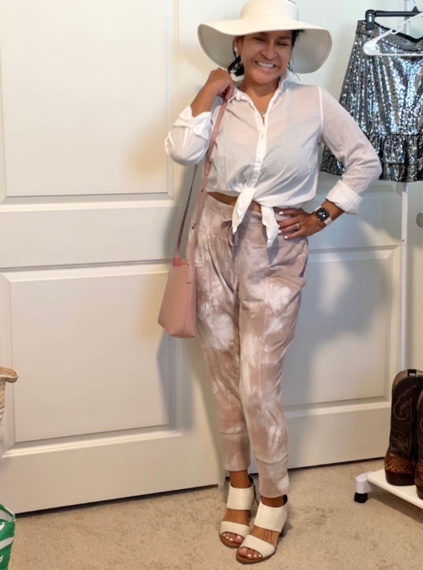 #joggers #toms #packablehat #vacationlook #holiday #cruise #linenblouse #linenshirt #pinkbag #pinkjoggers #momstyle #weekend #lounge 

#LTKGiftGuide #LTKcurves #LTKshoecrush