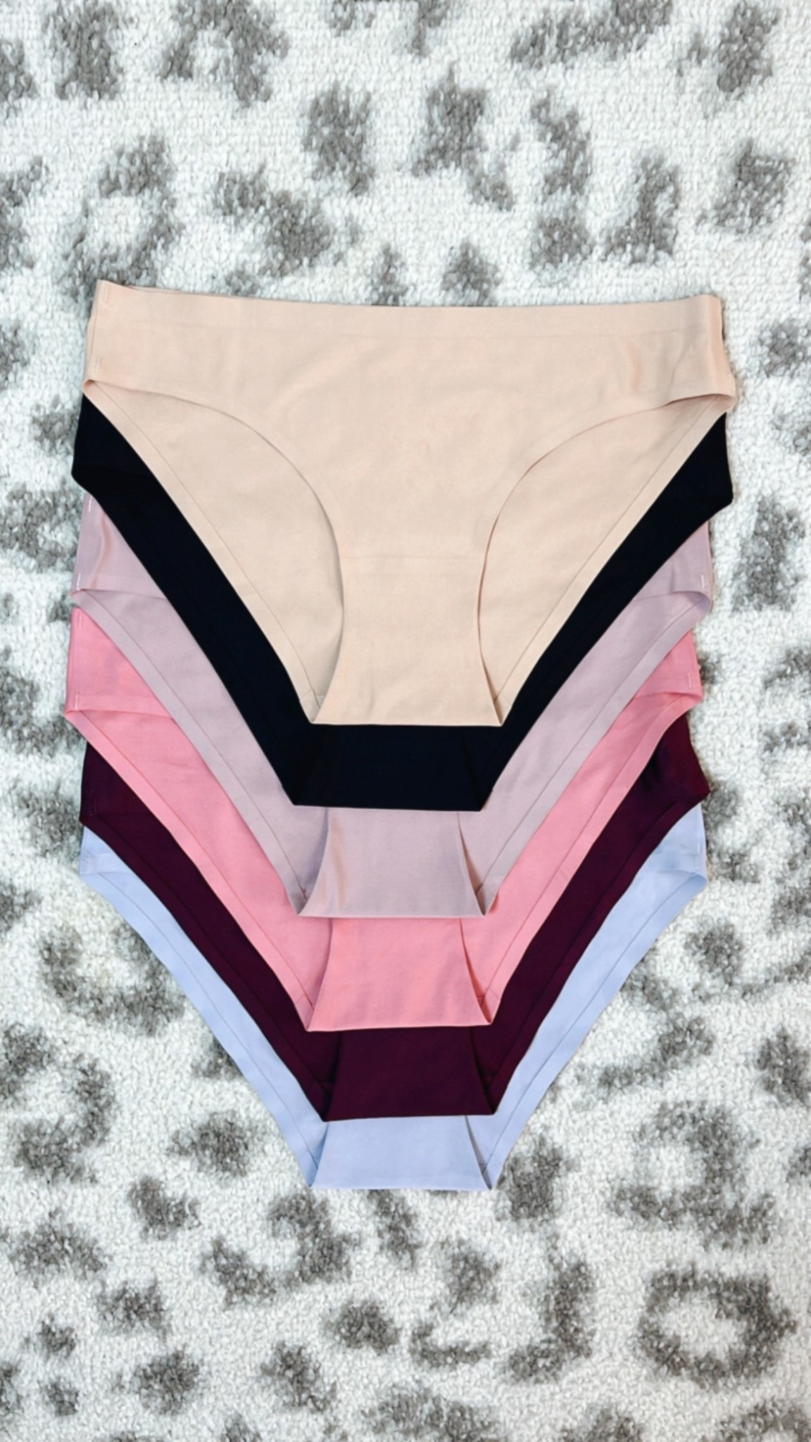 My favorite seamless underwear up to 40% off 👏 

#LTKSaleAlert #LTKootd #LTKFindsUnder50