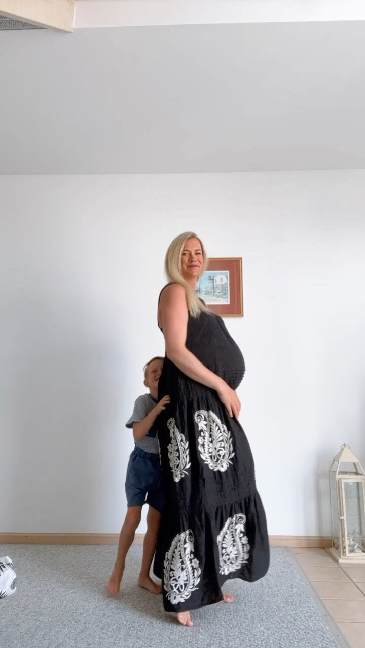 Favorite non-maternity looks that work for a third trimester bump 

#LTKtravel #LTKbump #LTKsalealert