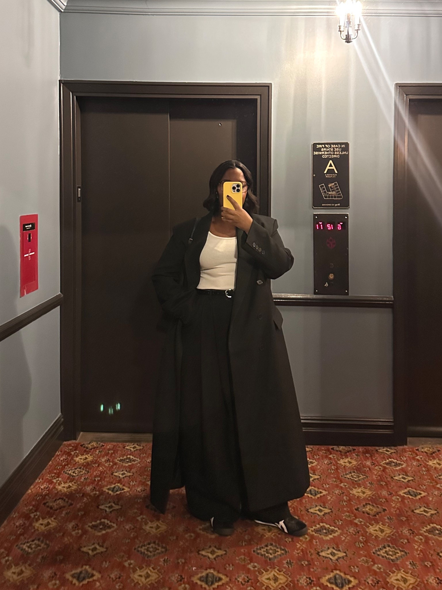 What I wore to a basketball game 🏀 


Date night, basketball outfit, long black coat, winter coat, midsize, Frankie shop, anine bing

#LTKmidsize #LTKdatenight #LTKautumn