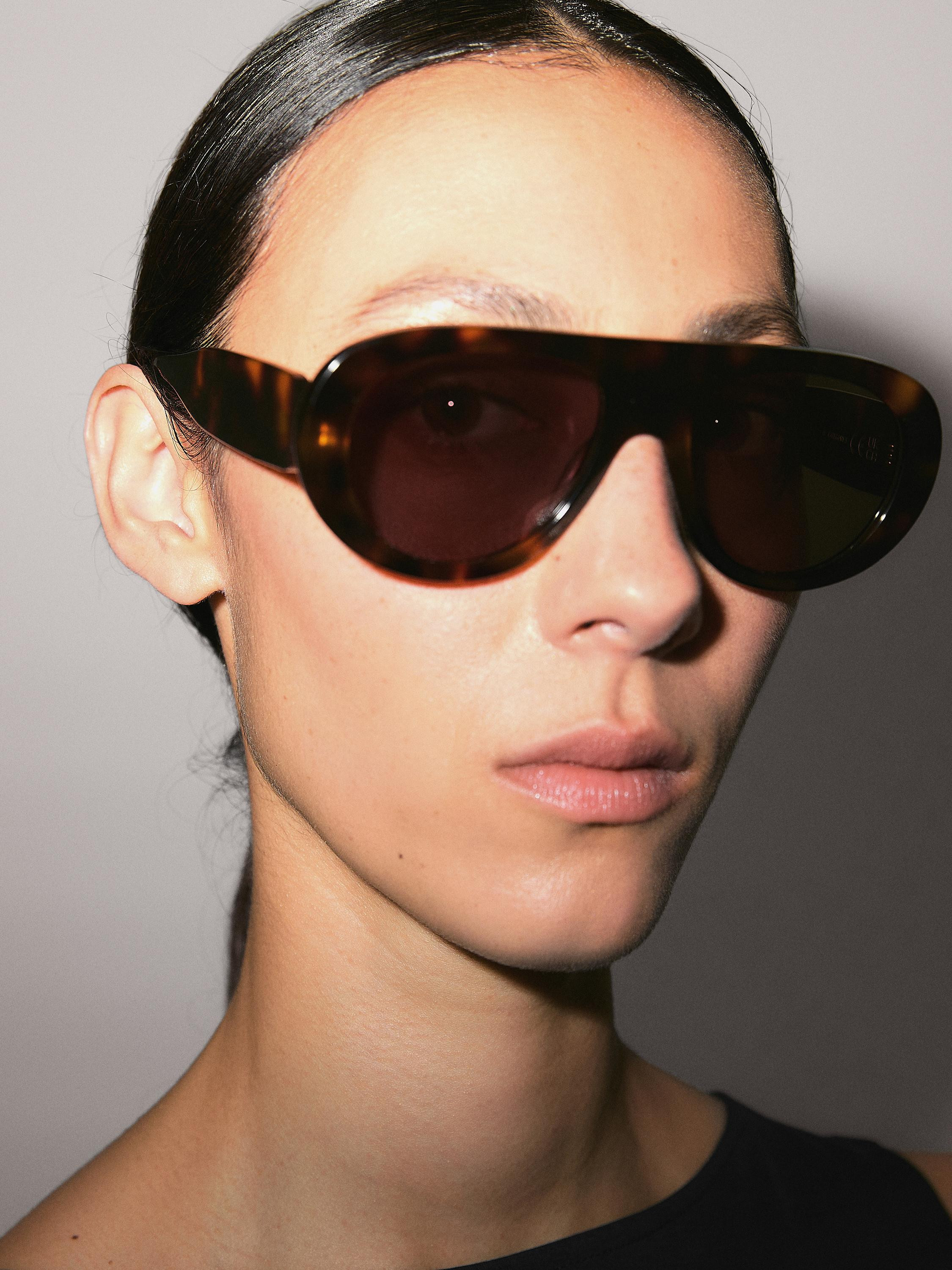 Oval sunglasses | Massimo Dutti UK