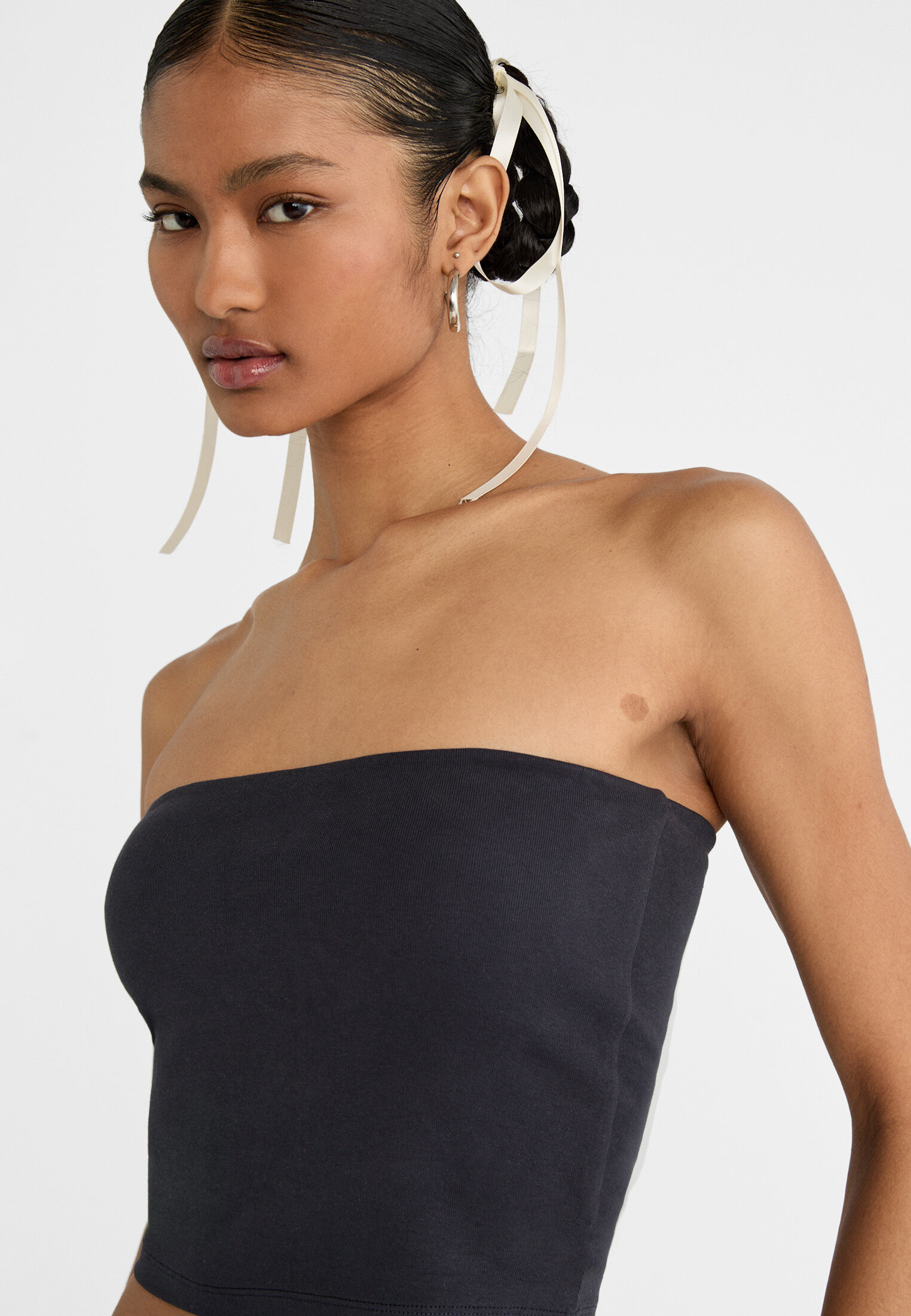 Basic bandeau top - Women's T-shirts | Stradivarius United Kingdom | Stradivarius (UK)