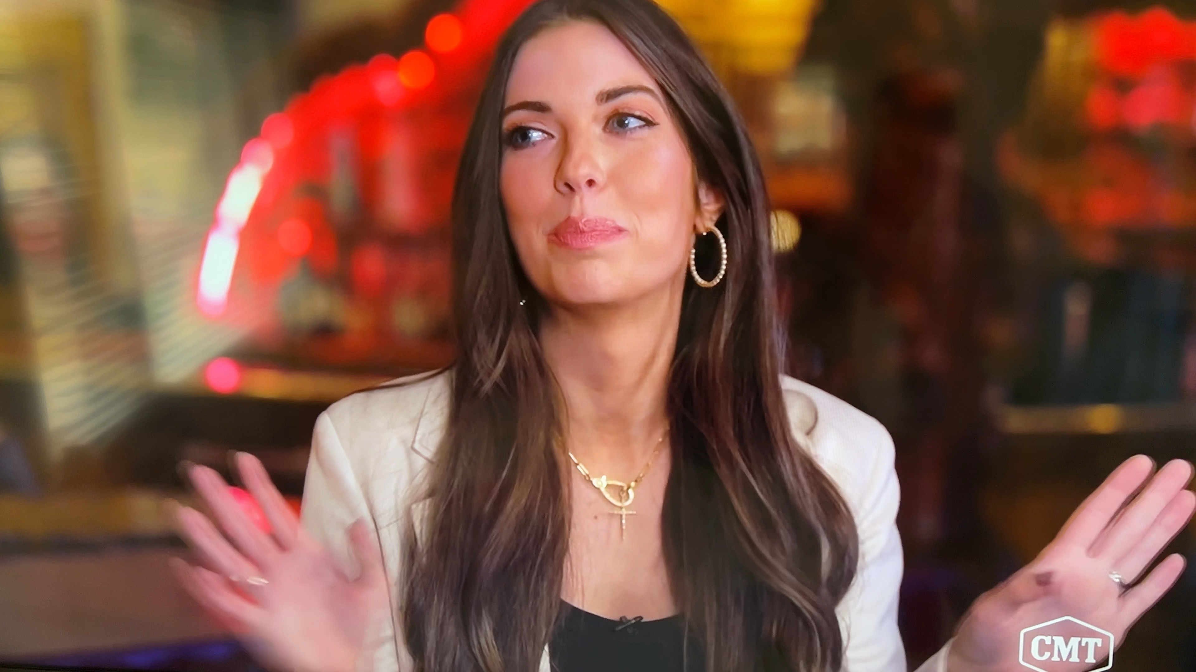 Peep those @harvestjewels shinin’ on CMT Hot 20 this morning! 

Western fashion, jewelry, luxe jewelry 

#LTKVideo #LTKBeauty #LTKStyleTip