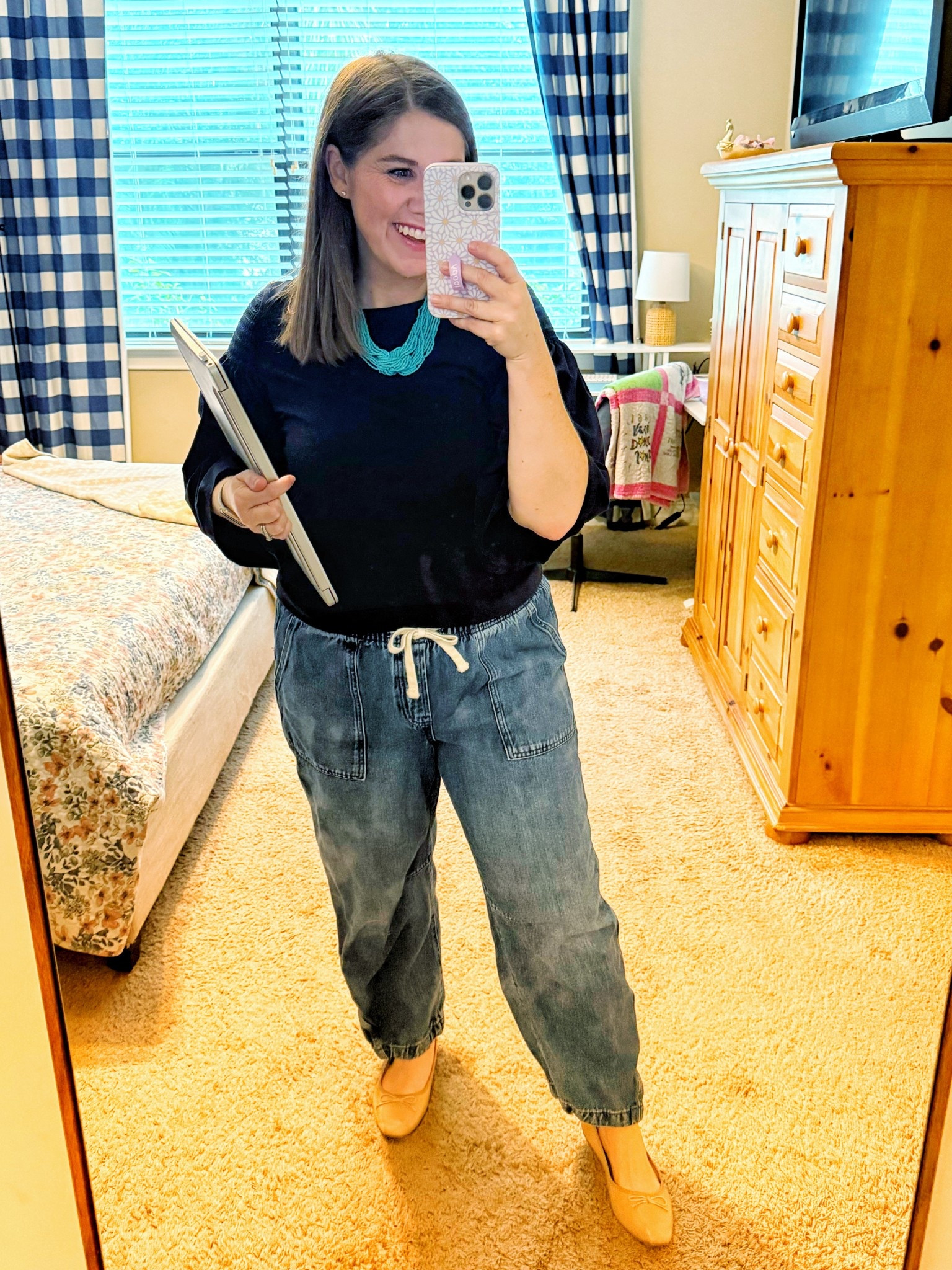 ootd 💙 heading to the office to help with a final proposal for a big project. 

Top: chicos (old linked similar)
Jeans: Gap
Shoes: Amazon
Necklace: thifted 

#LTKmomlife #LTKMidsize #LTKootd