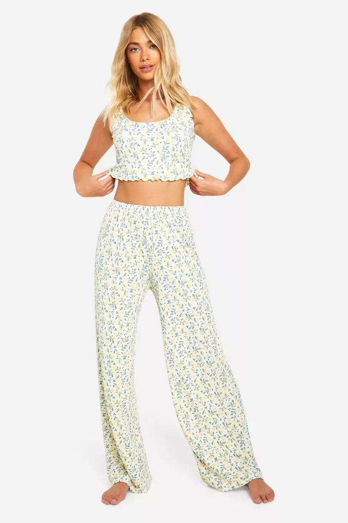 Ditsy Lemon Print Vest And Trouser Pyjama Set | boohoo (US & Canada)