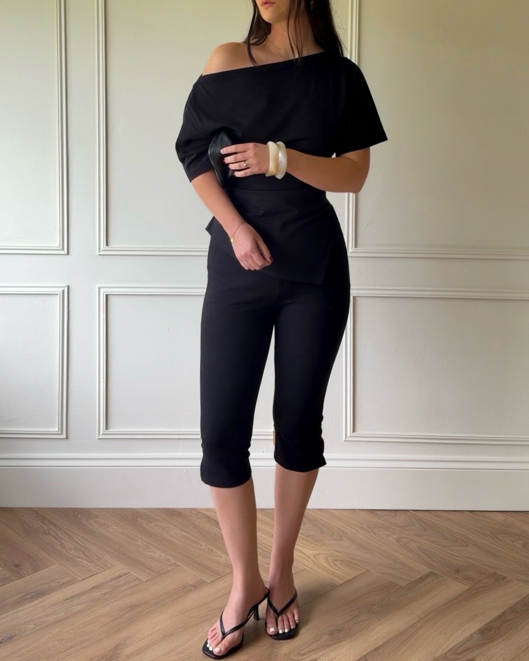 Styling capris, a full black look

#LTKsummer #LTKuk #LTKstyletip