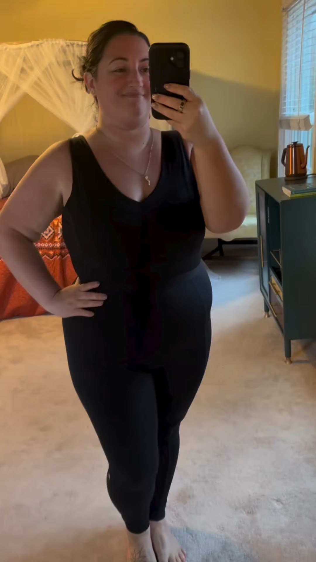 ✨ Come with me for my at-home reformer workout! 

The last thing I wanted to do after my hour commute home from work was move but I did it anyway and showed up for myself! 

I picked my 40 minute @yourreformer session and finished it off with some cardio on my elliptical. Loving my little basement wellness area 🧘🏻‍♀️ 

Also, I cracked the code for the perfect at- home work out set… a jumpsuit!!! It took the guess work out of what set to wear and was so easy to slip on so I had more time to work out. @fabletics for the win, adding more to cart as we speak 😂 link in bio! 

.
.
.
.
#yoga #pilates #reformerpilates #fabletics #jumpsuit #movement #wellness #curvy #curvyandfit #reformer #cardio #elliptical #athomegym