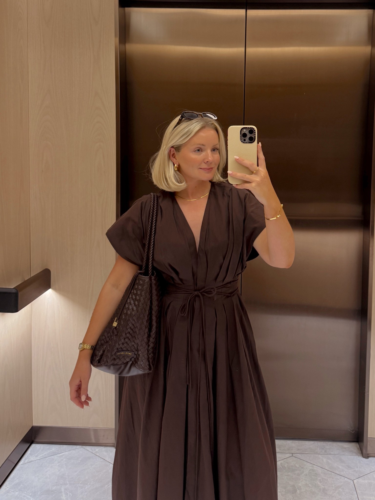 The perfect transitional midi maxi dress! I’m wearing a size S 