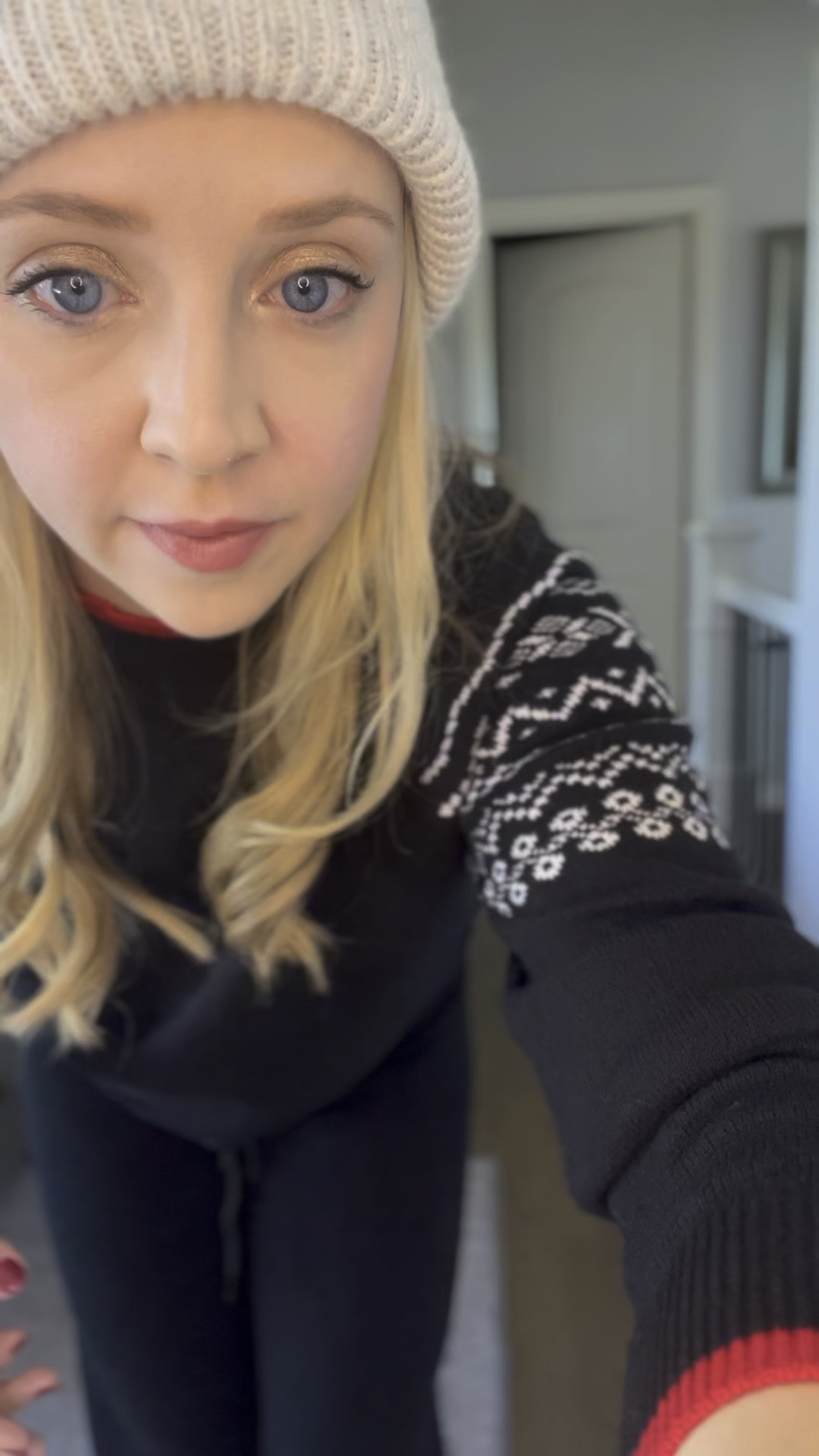 Petite friendly winter set! Fair isle drawstring sweater and matching wide leg pants! This set fits tts and would be perfect for a ski trip!
Winter lounge set. Faire isle. Ski outfit. Ski trip. Après ski. Winter outfit. 

#LTKSaleAlert #LTKSeasonal #LTKVideo