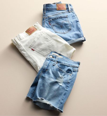 Women's Levi's Mid-Length Jean Shorts on sale at Kohl’s. 




Kohl’s fashion, kohl’s jeans, Levi’s shorts, Levi’s jean shorts, summer jeans, summer shorts 

#LTKSaleAlert #LTKFindsUnder50 #LTKSeasonal