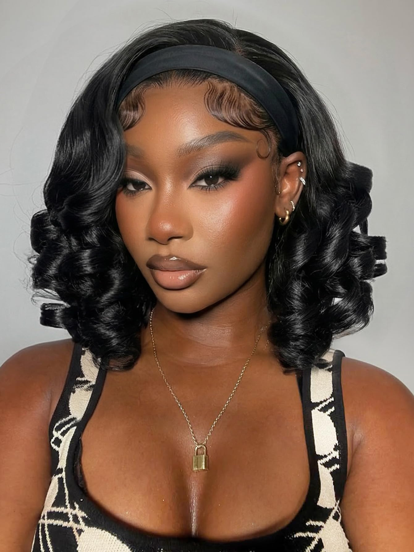 Amazon.com : HANNE Curly Headband Wig 14 Inch Glueless Headband Wig Curly Synthetic Headband Wigs for Black Women Daily Use (Natural Black) : Beauty & Personal Care | Amazon (US)