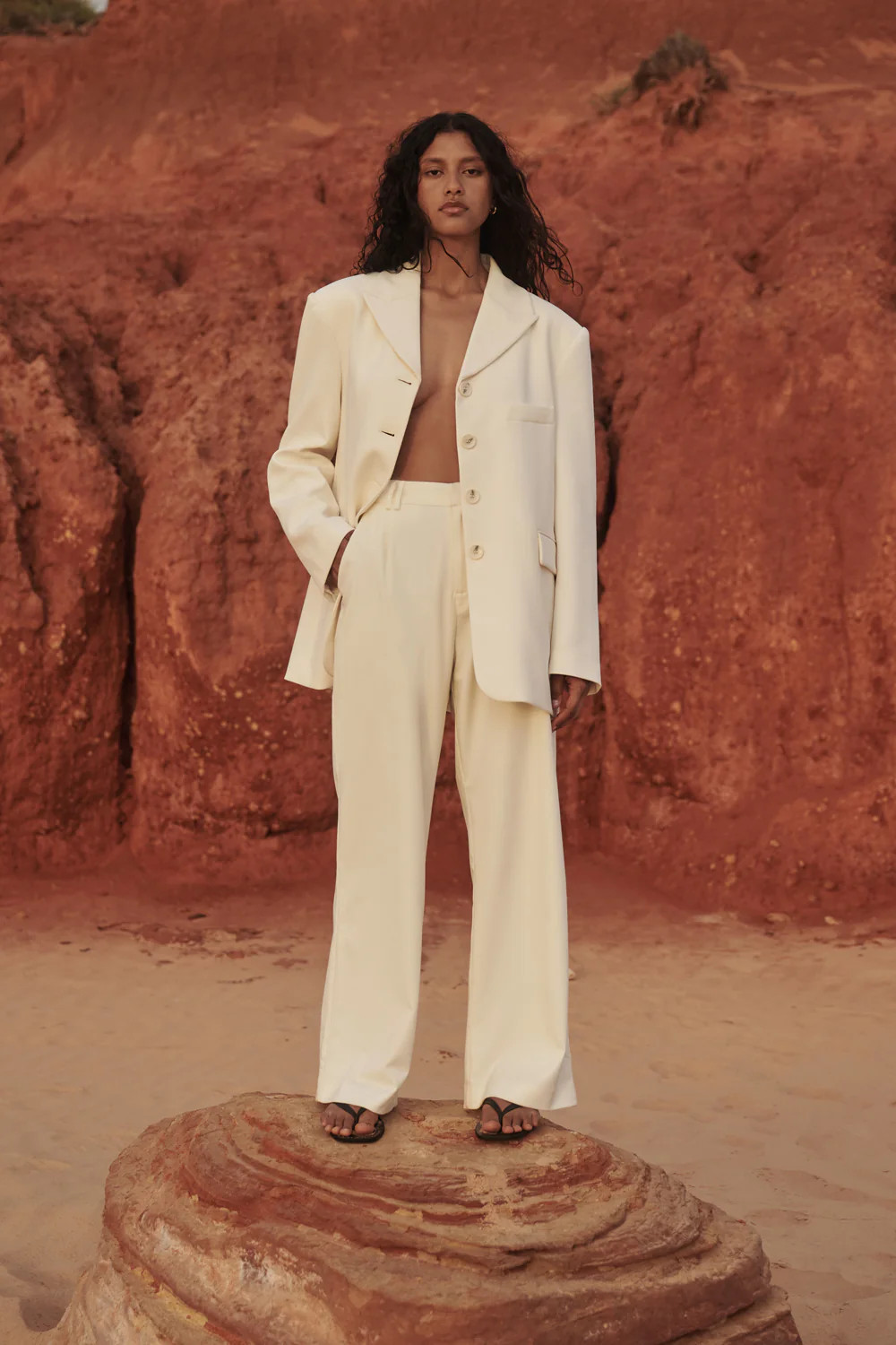 LIV CREAM BOYFRIEND BLAZER | DISSH