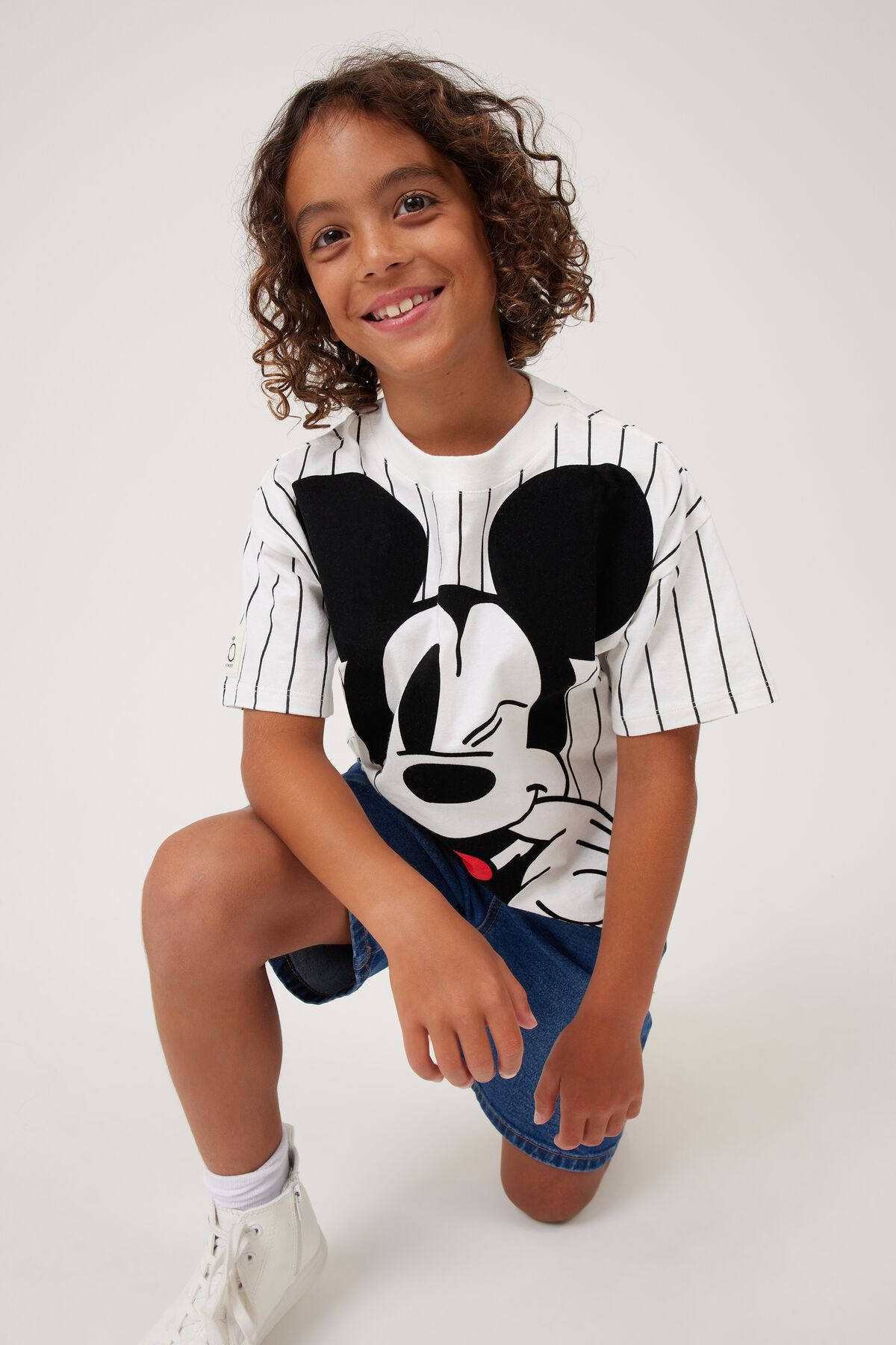 License Drop Shoulder Short Sleeve Tee | Cotton On (US)