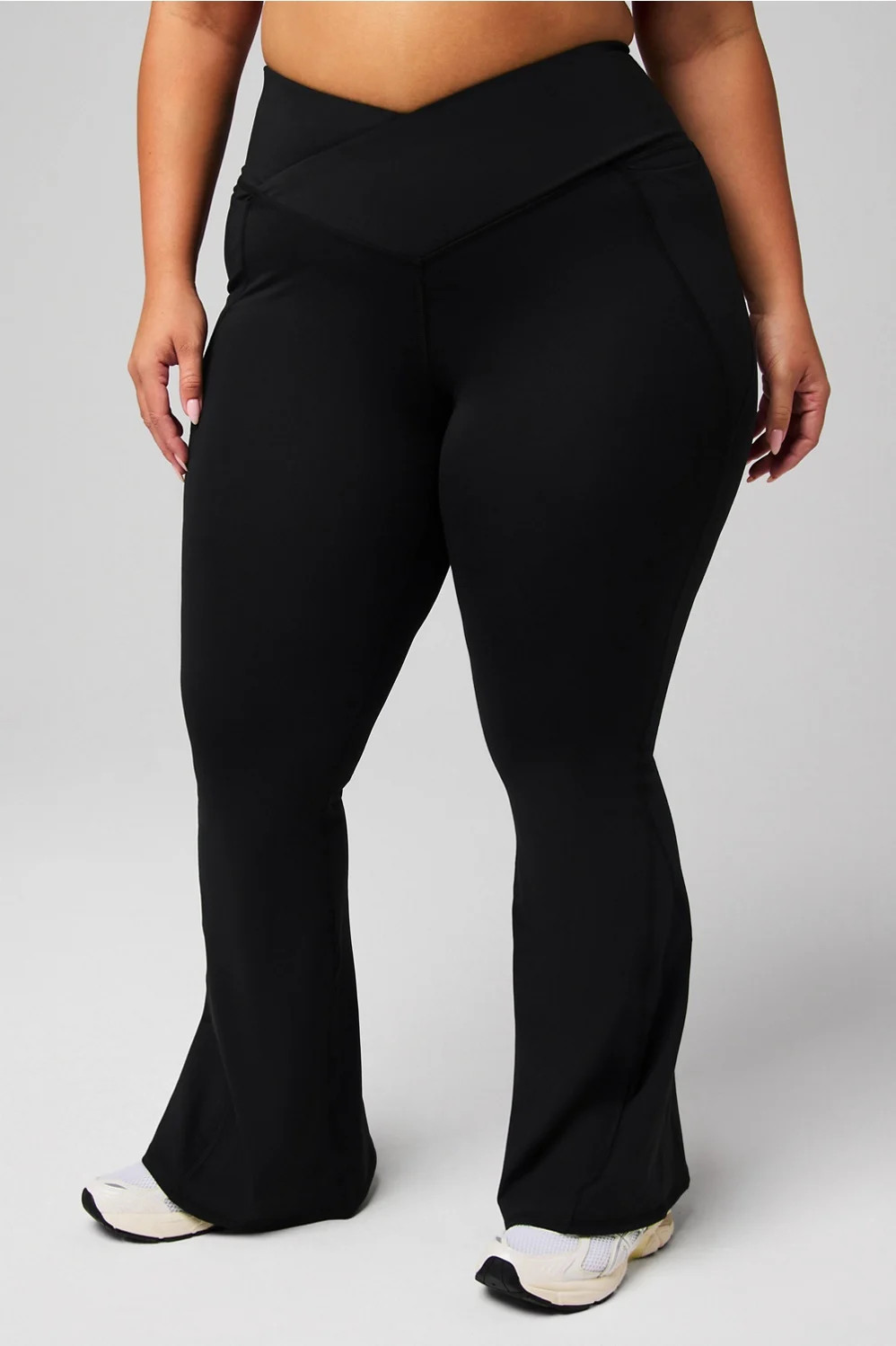 Oasis PureLuxe High-Waisted Crossover Flare | Fabletics