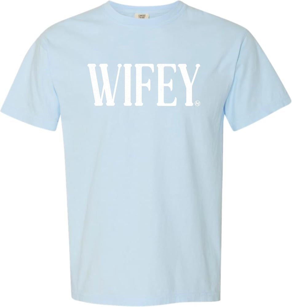 Mad Hatter Company Women's Tee – Vintage-Inspired Unisex T-Shirt, Soft Cotton Blend, Relaxed Fi... | Amazon (US)