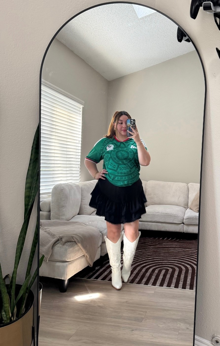 Mexico game OOTD ⚽️🇲🇽

#LTKgrwm #LTKootd #LTKU