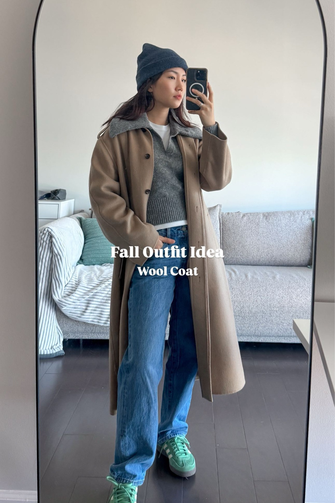 Casual wool coat outfit idea 🧥
.
.

#fallfashion #officewear #outfitinspiration #nycfashion #simplestyle #minimalstyle #styleinspo #outfitideas #woolcoat #coldweatherstyle #levis501 #adidassamba