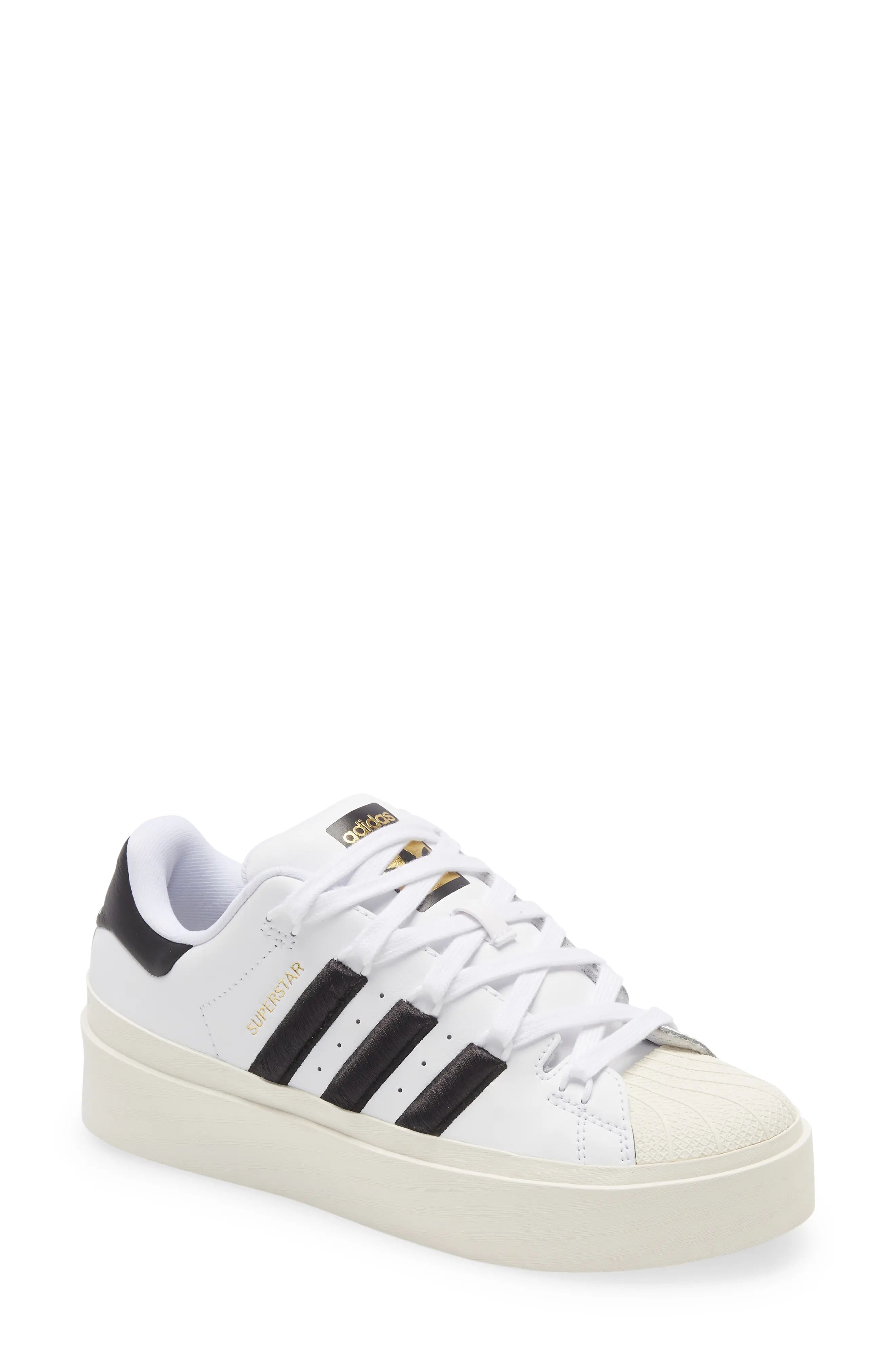 adidas Superstar Sneaker in White/Core Black/Off White at Nordstrom, Size 6 | Nordstrom