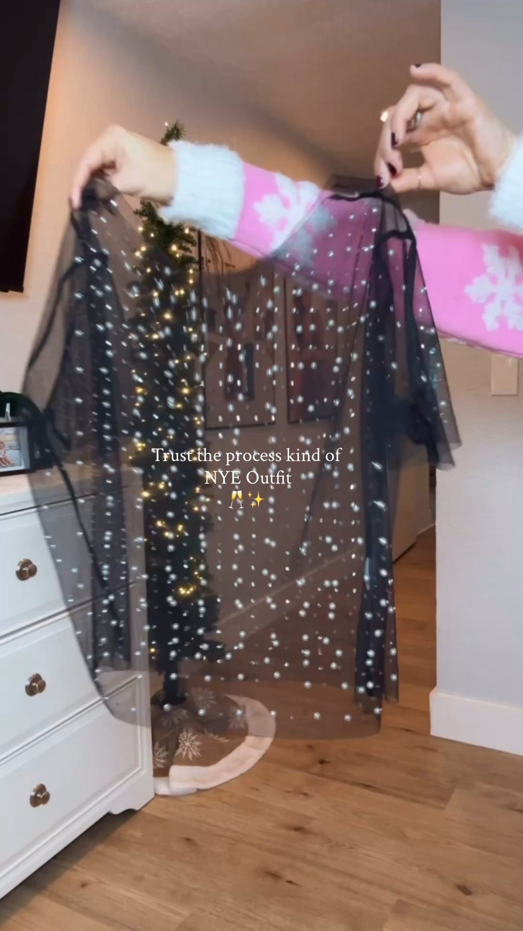 Trust the process kind of holiday outfit thats perfect for NYE

Love this black look with a splash of sparkle for any holiday events! The perfect amount of dressy and classy 🖤


#LTKSeasonal #LTKootd #LTKHoliday