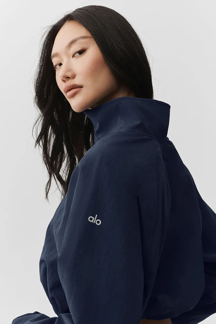Cropped 1/4 Zip Alumni Pullover - Navy | Alo Yoga (US)