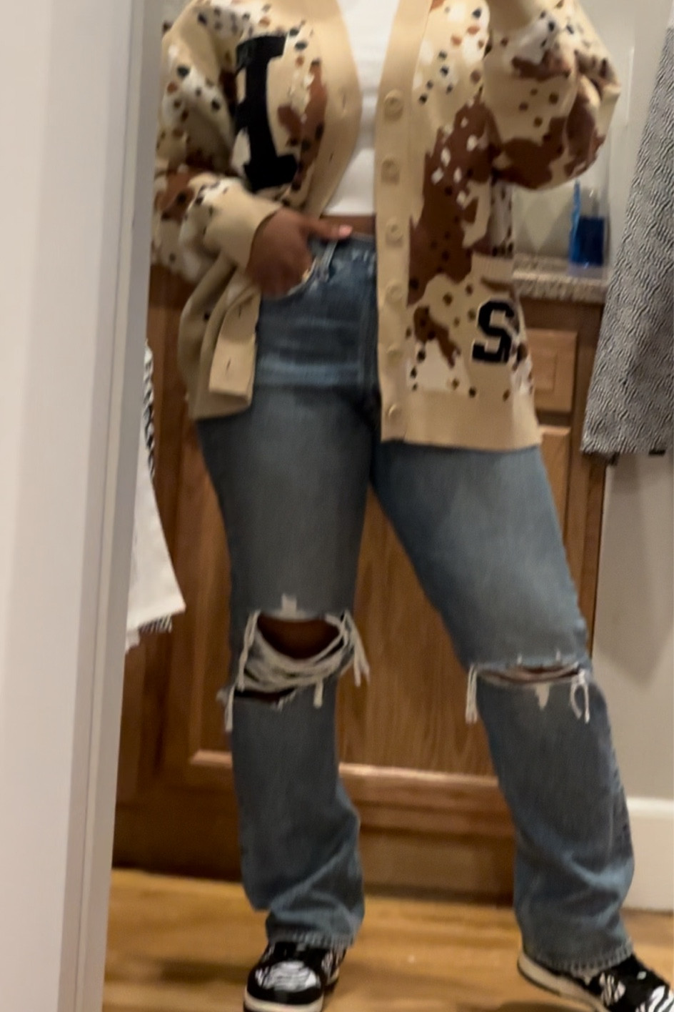 The perfect bf cardigan 

#LTKcurves #LTKshoecrush #LTKstyletip